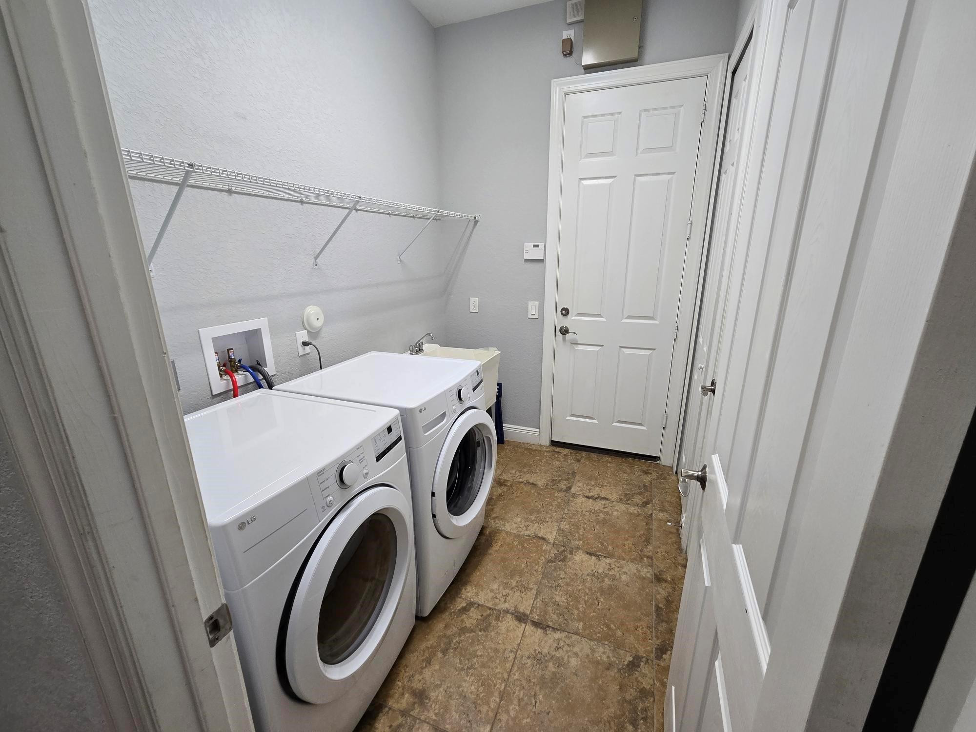 THE FALLS OF JENSEN BEACH - Residential Lease