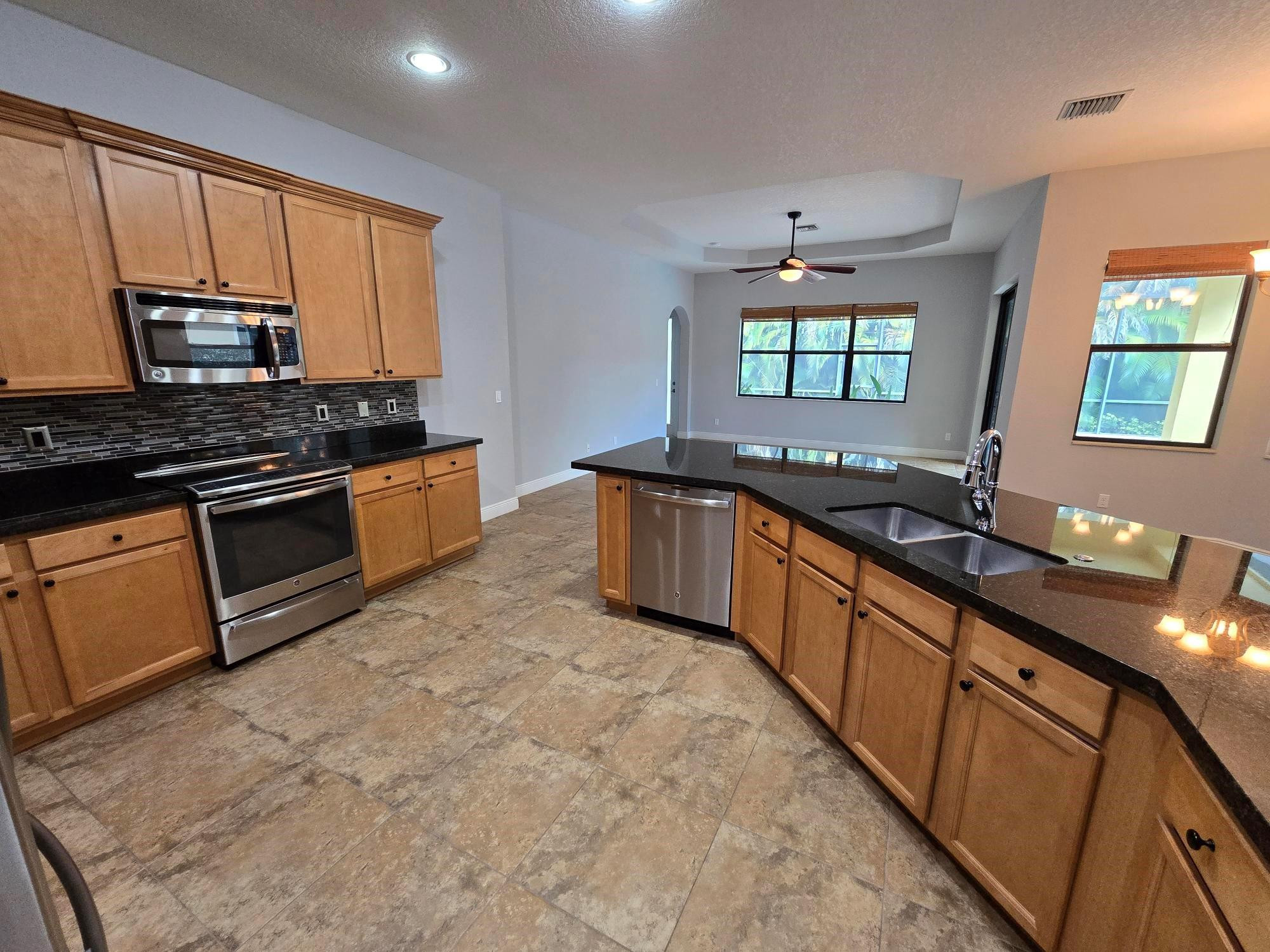 THE FALLS OF JENSEN BEACH - Residential Lease