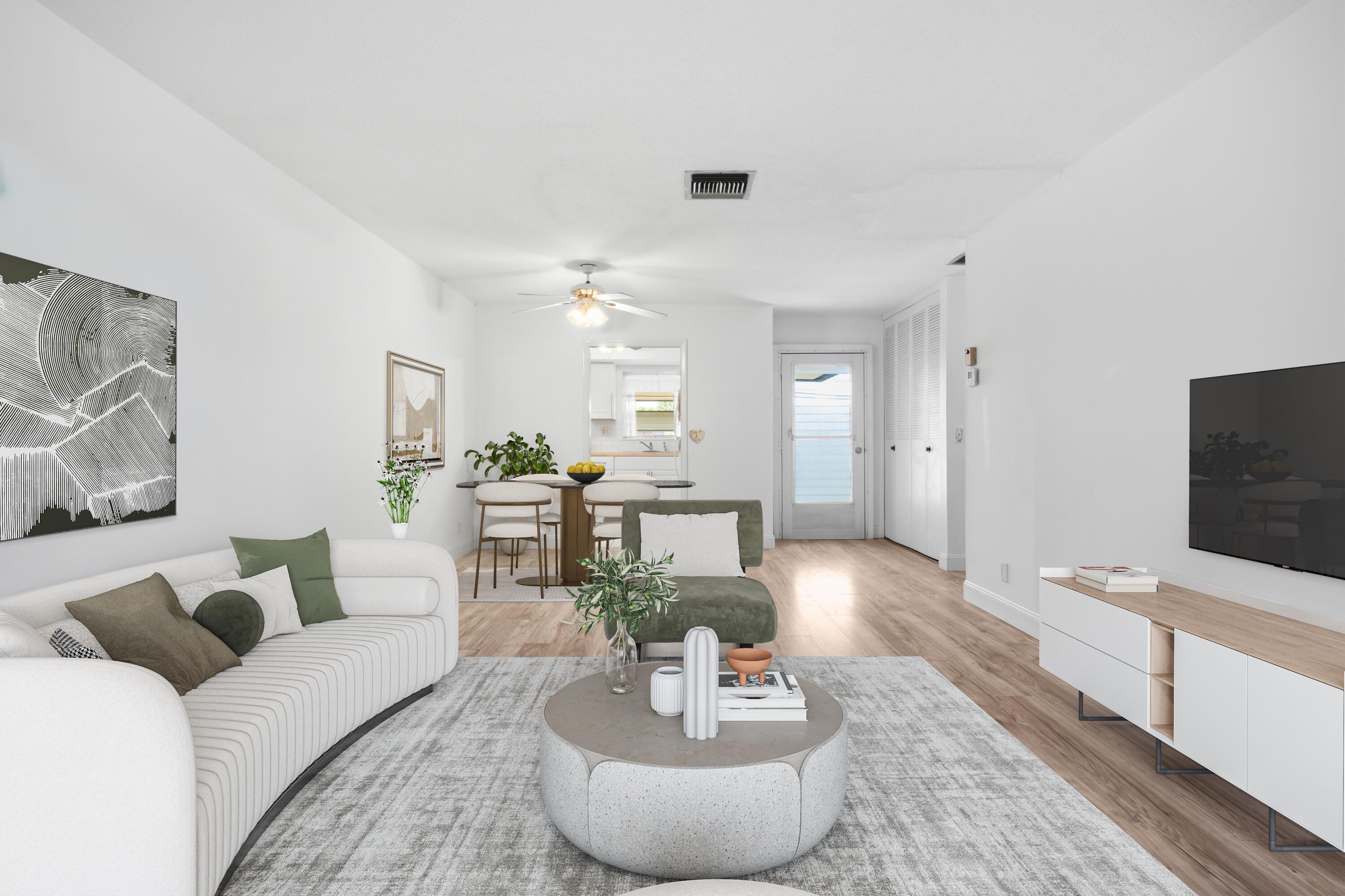 CRESTHAVEN VILLAS CONDO 20 - Residential