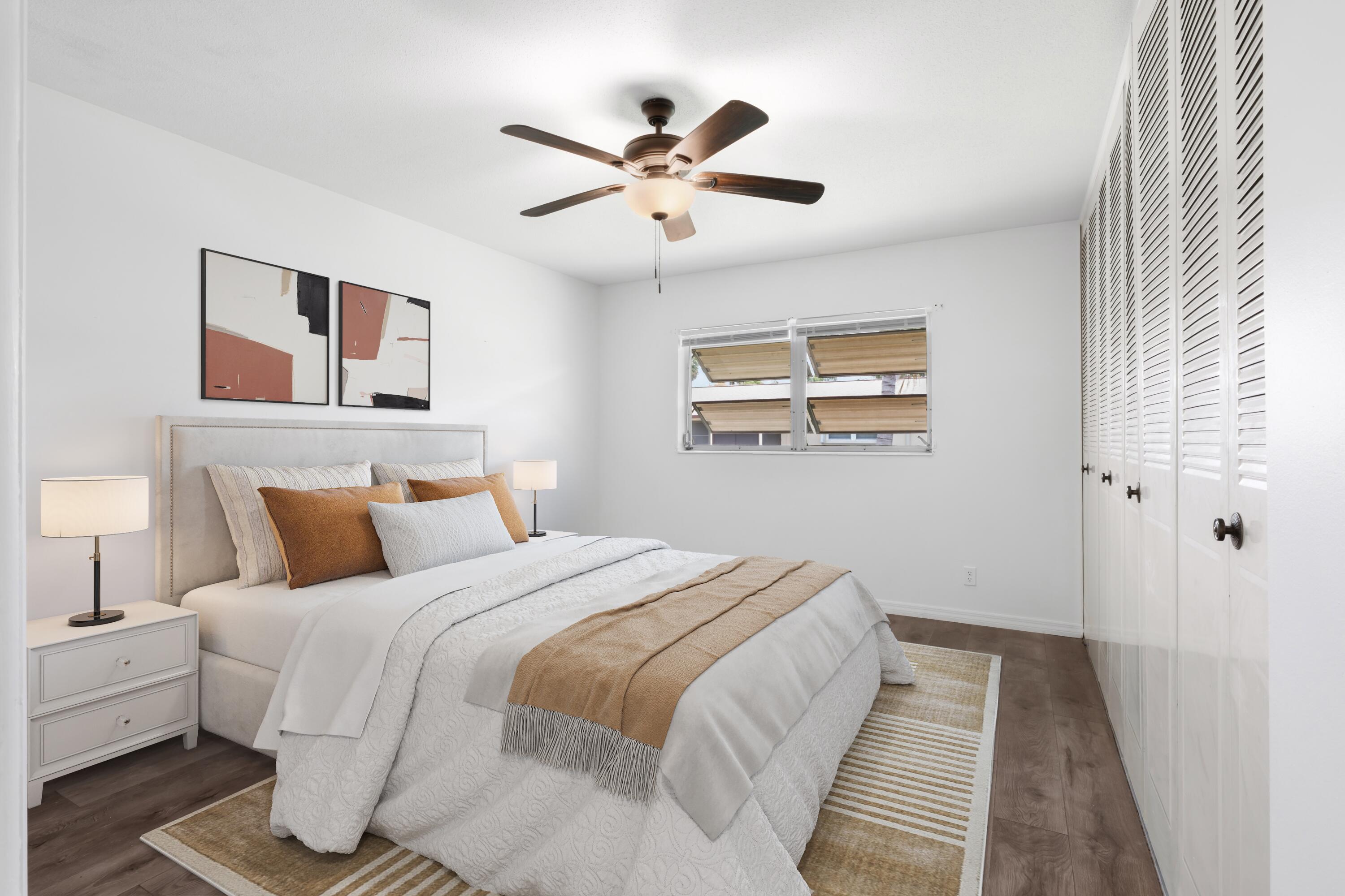 CRESTHAVEN VILLAS CONDO 20 - Residential