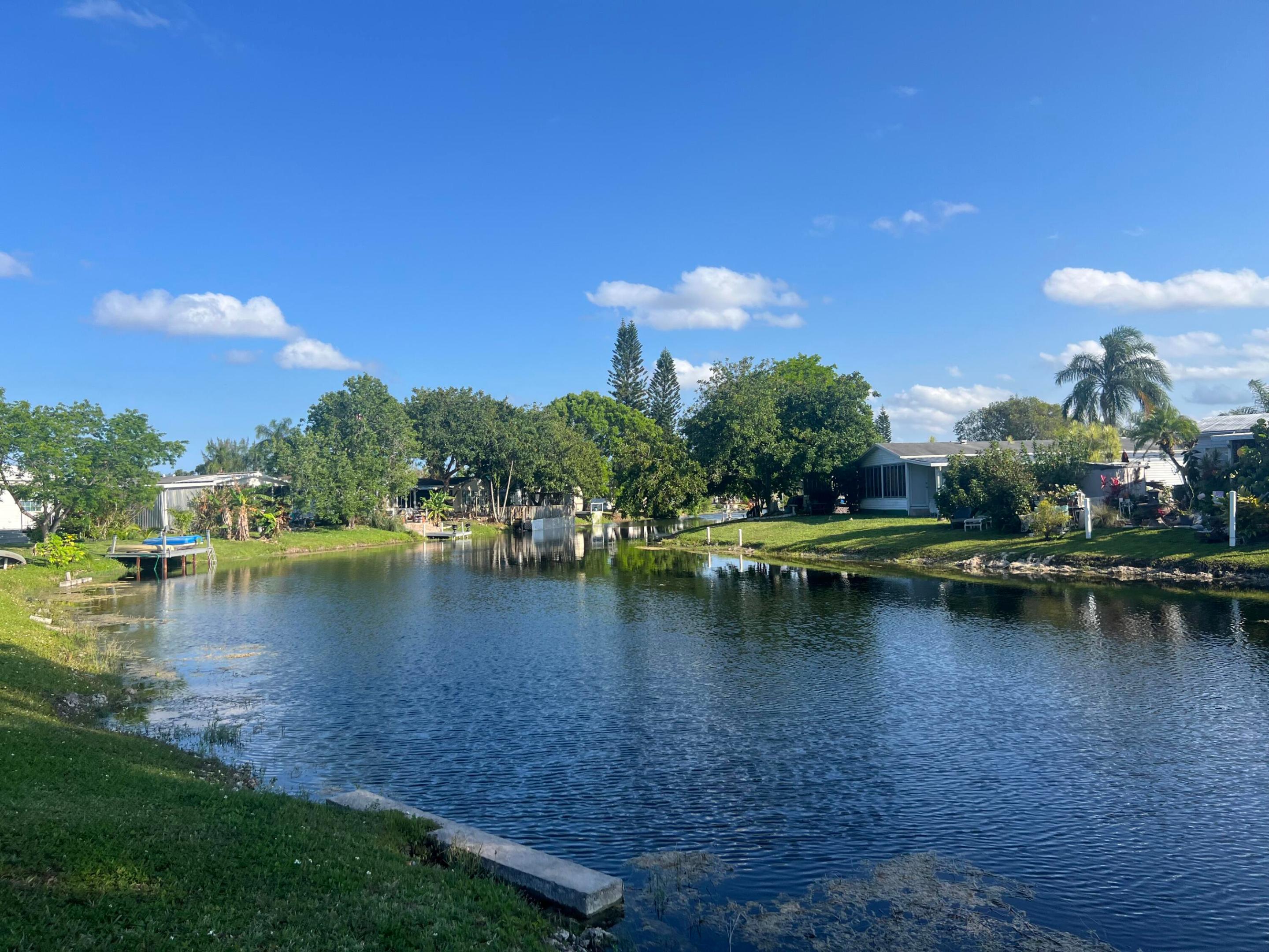 TALLOWWOOD ISLE - Residential