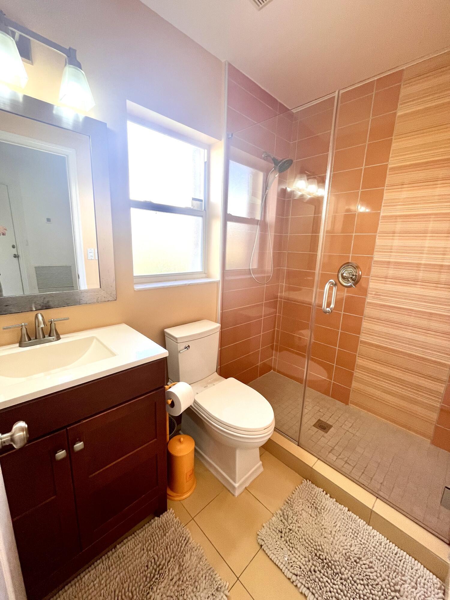 LAKEFIELD OF THE LANDINGS AT WELLINGTON 2B - Residential Lease