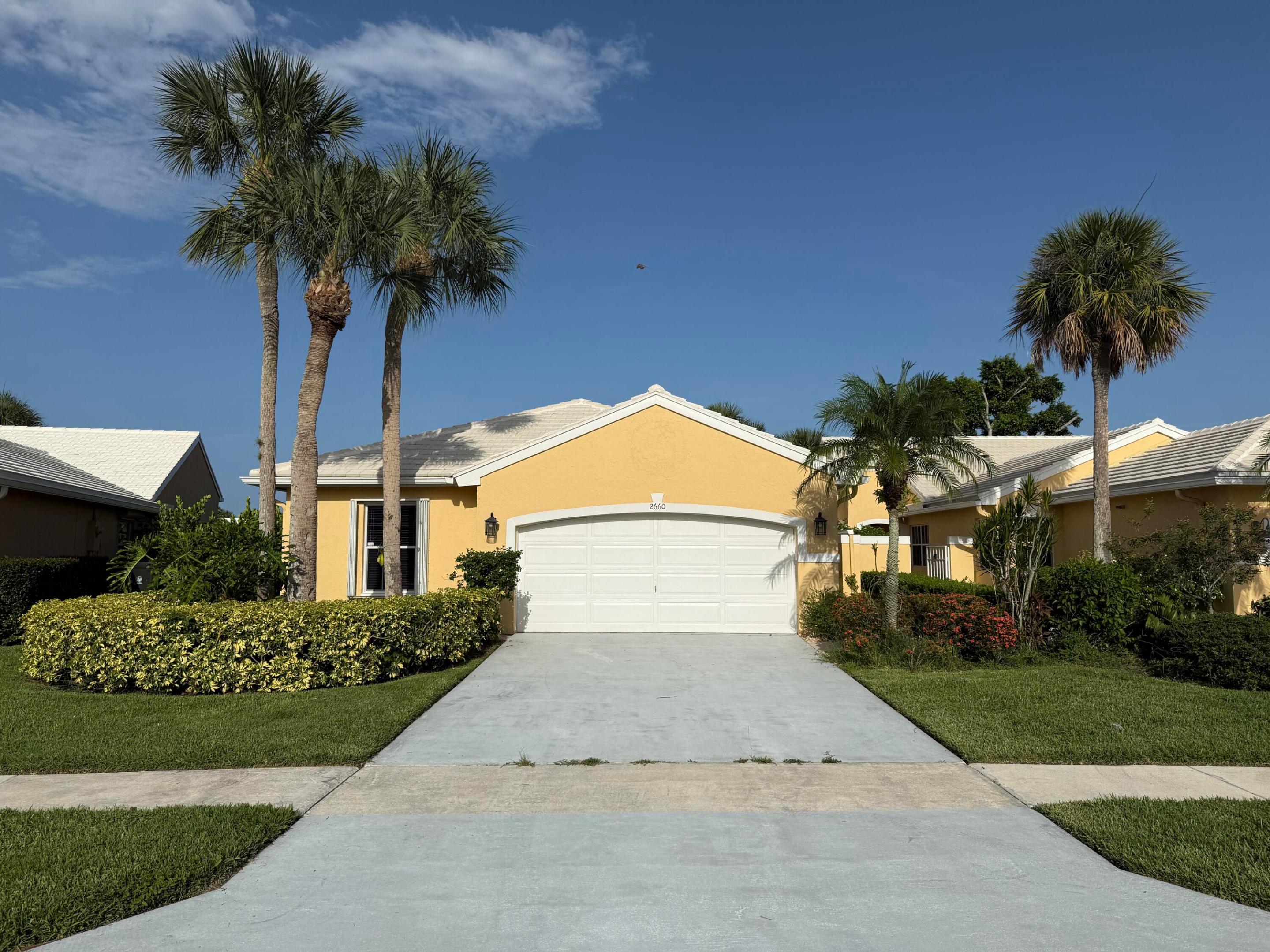 LAKEFIELD OF THE LANDINGS AT WELLINGTON 2B - Residential Lease