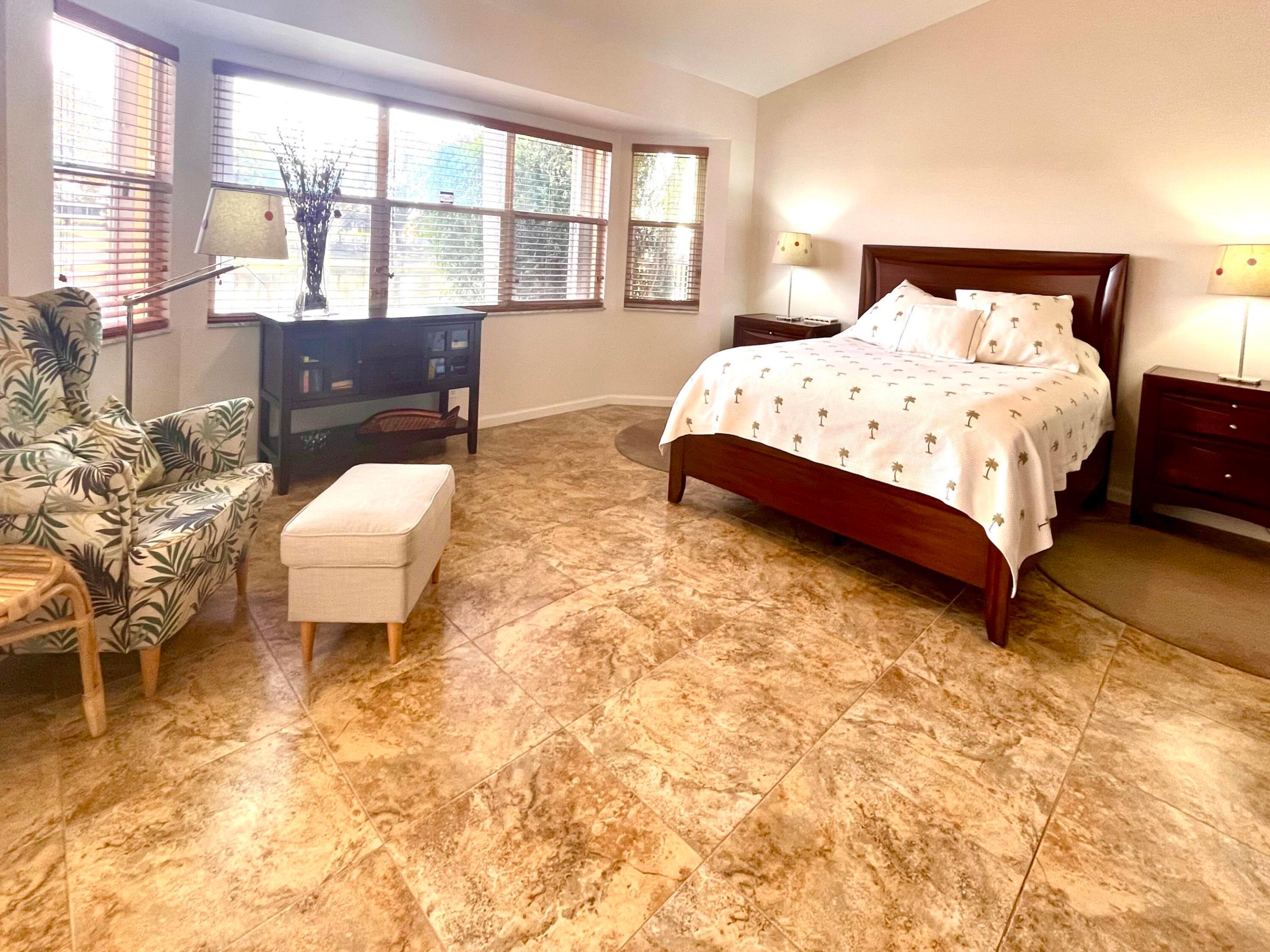 LAKEFIELD OF THE LANDINGS AT WELLINGTON 2B - Residential Lease