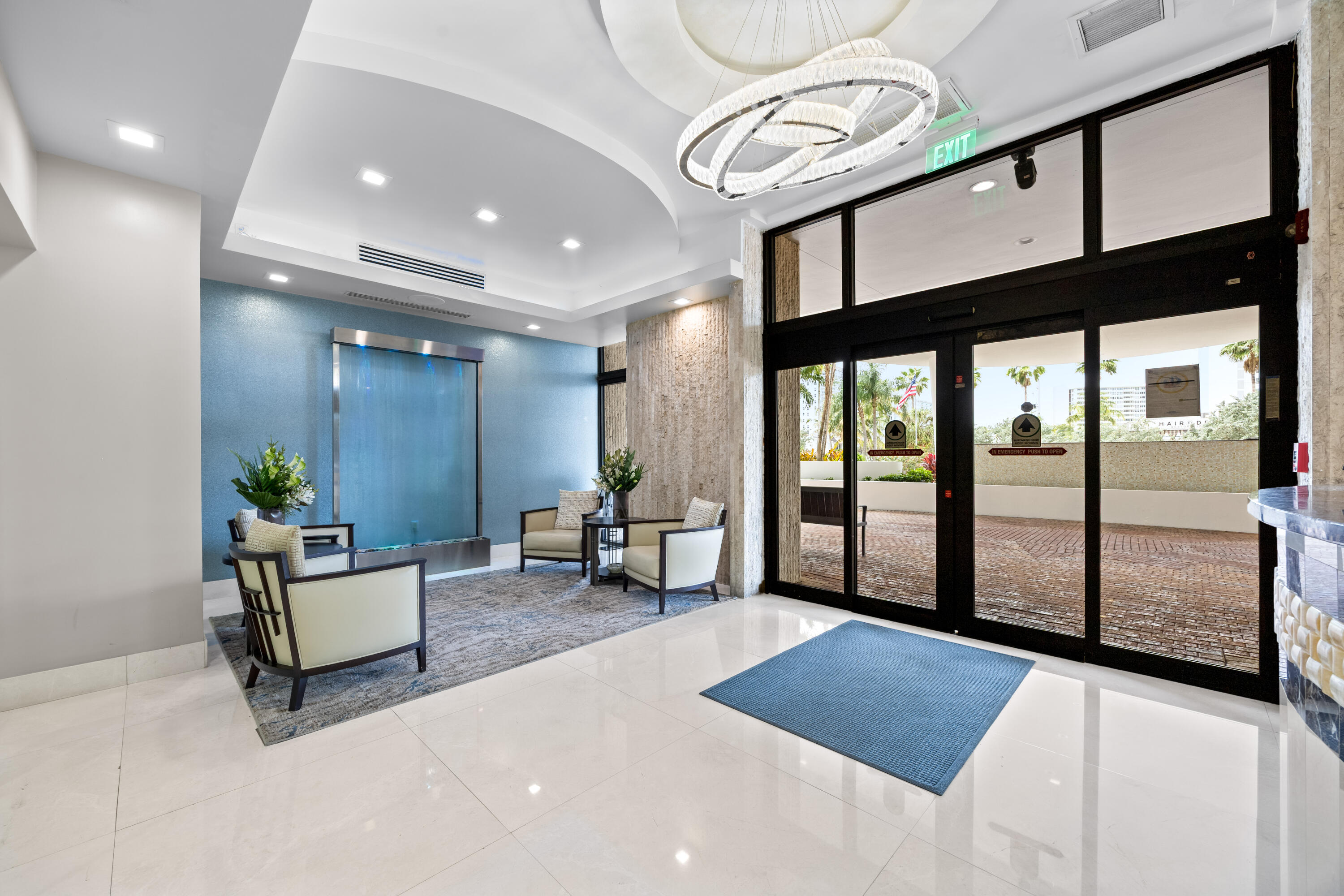 PLAYA DEL SOL CONDO - Residential