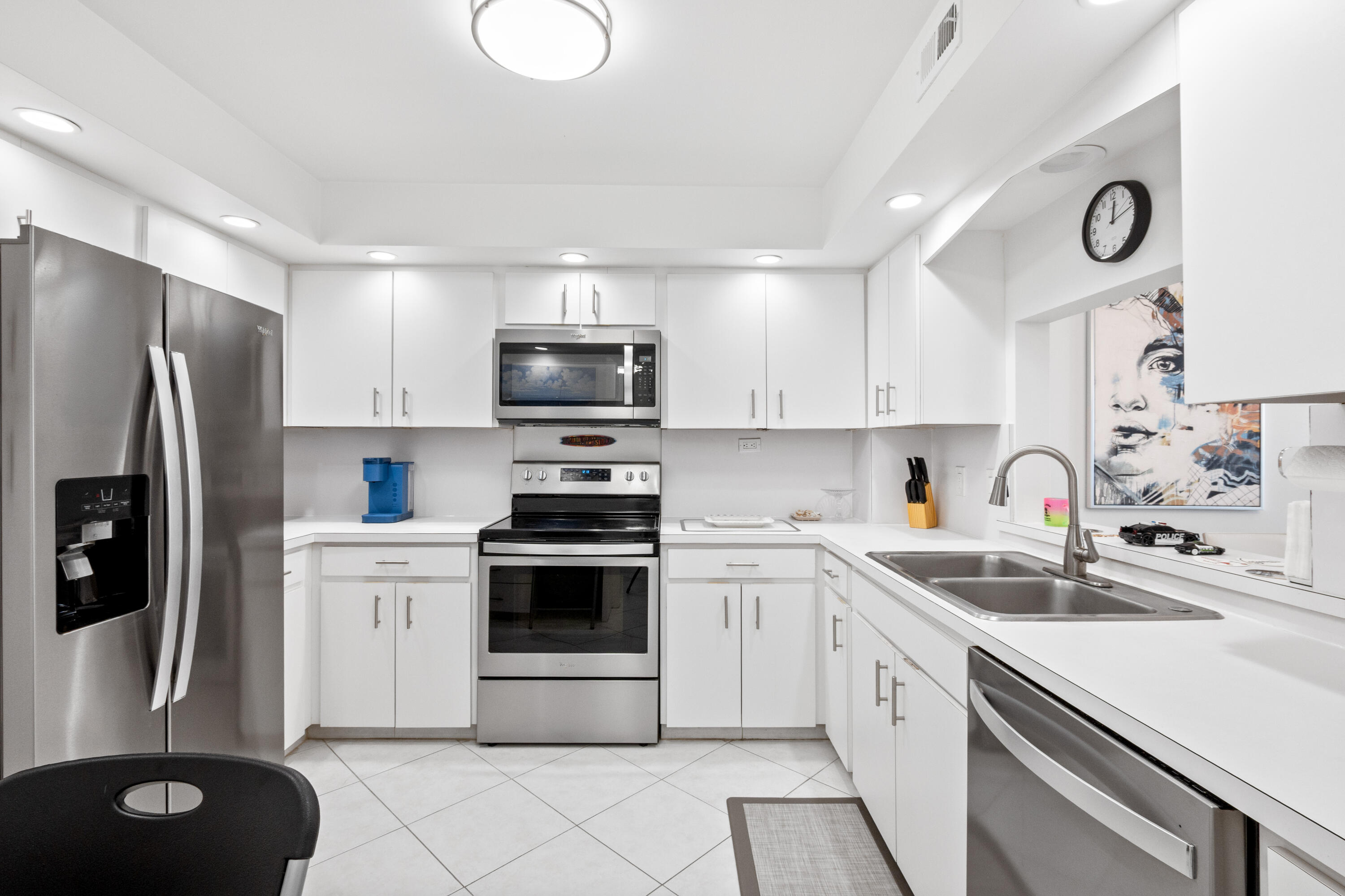 PLAYA DEL SOL CONDO - Residential