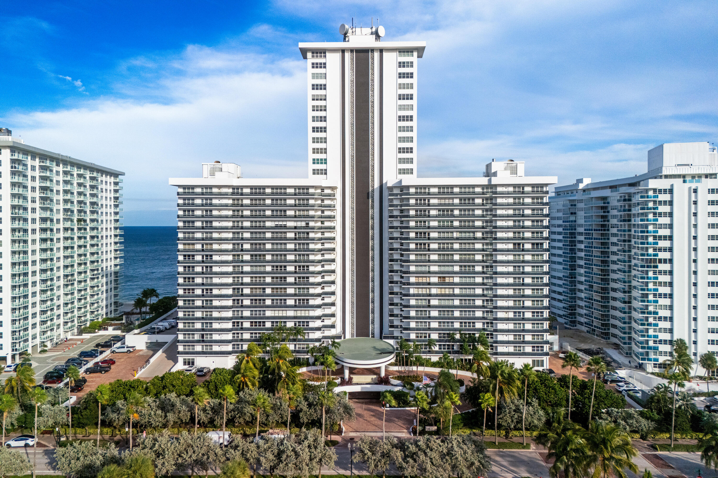 PLAYA DEL SOL CONDO - Residential