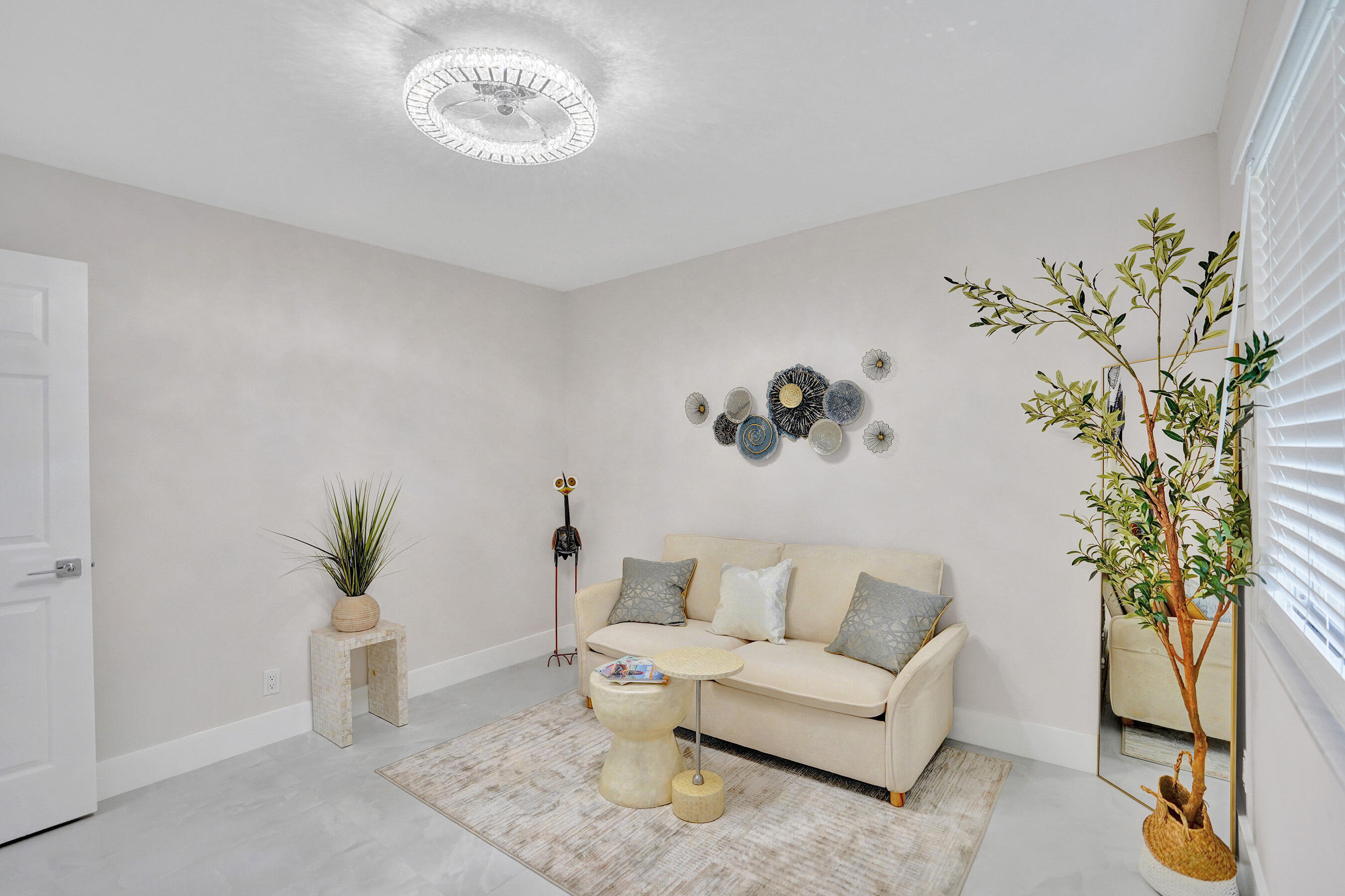 HUNTINGTON LAKES SEC THREE CONDOS - Residential