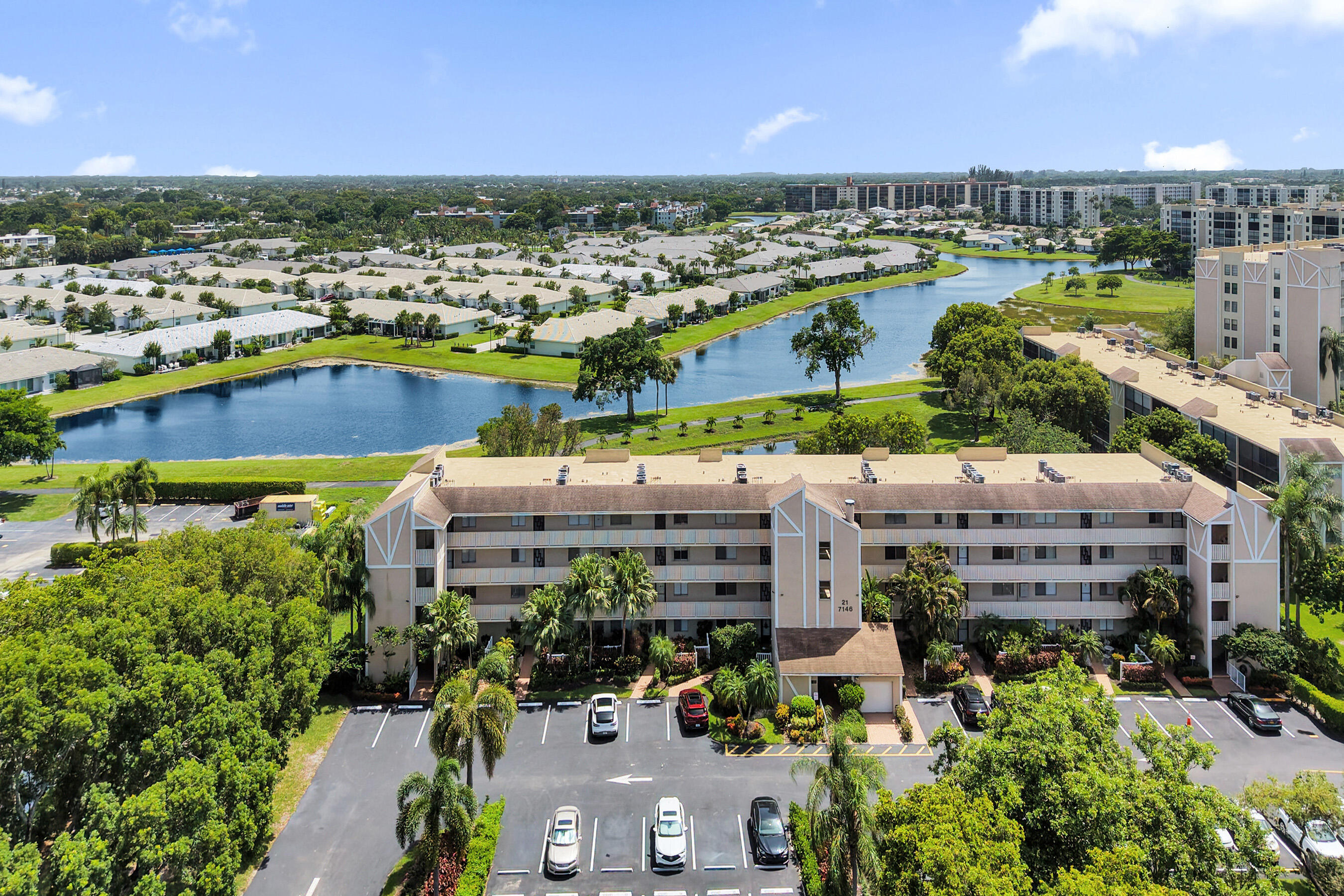 HUNTINGTON LAKES SEC THREE CONDOS - Residential