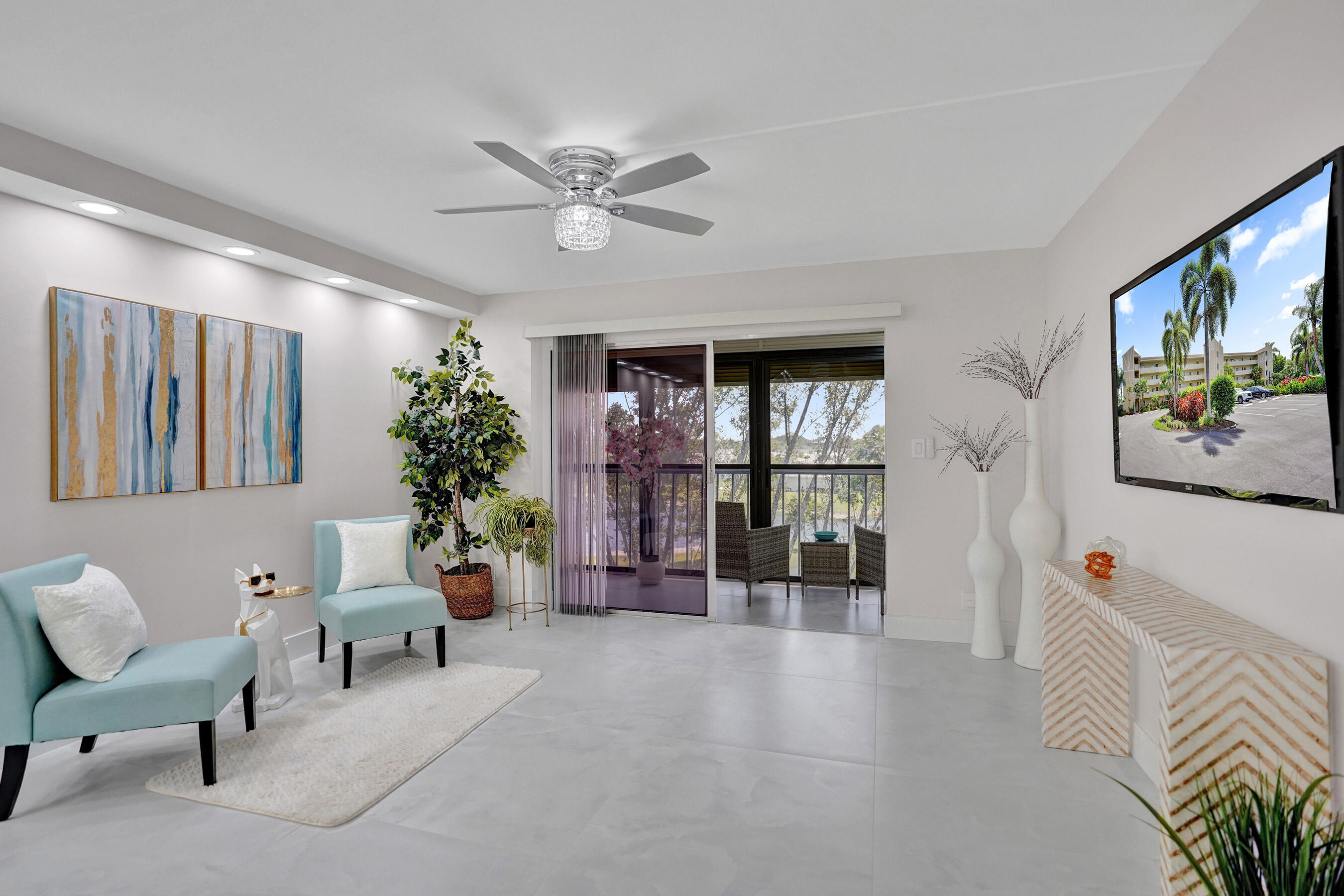 HUNTINGTON LAKES SEC THREE CONDOS - Residential