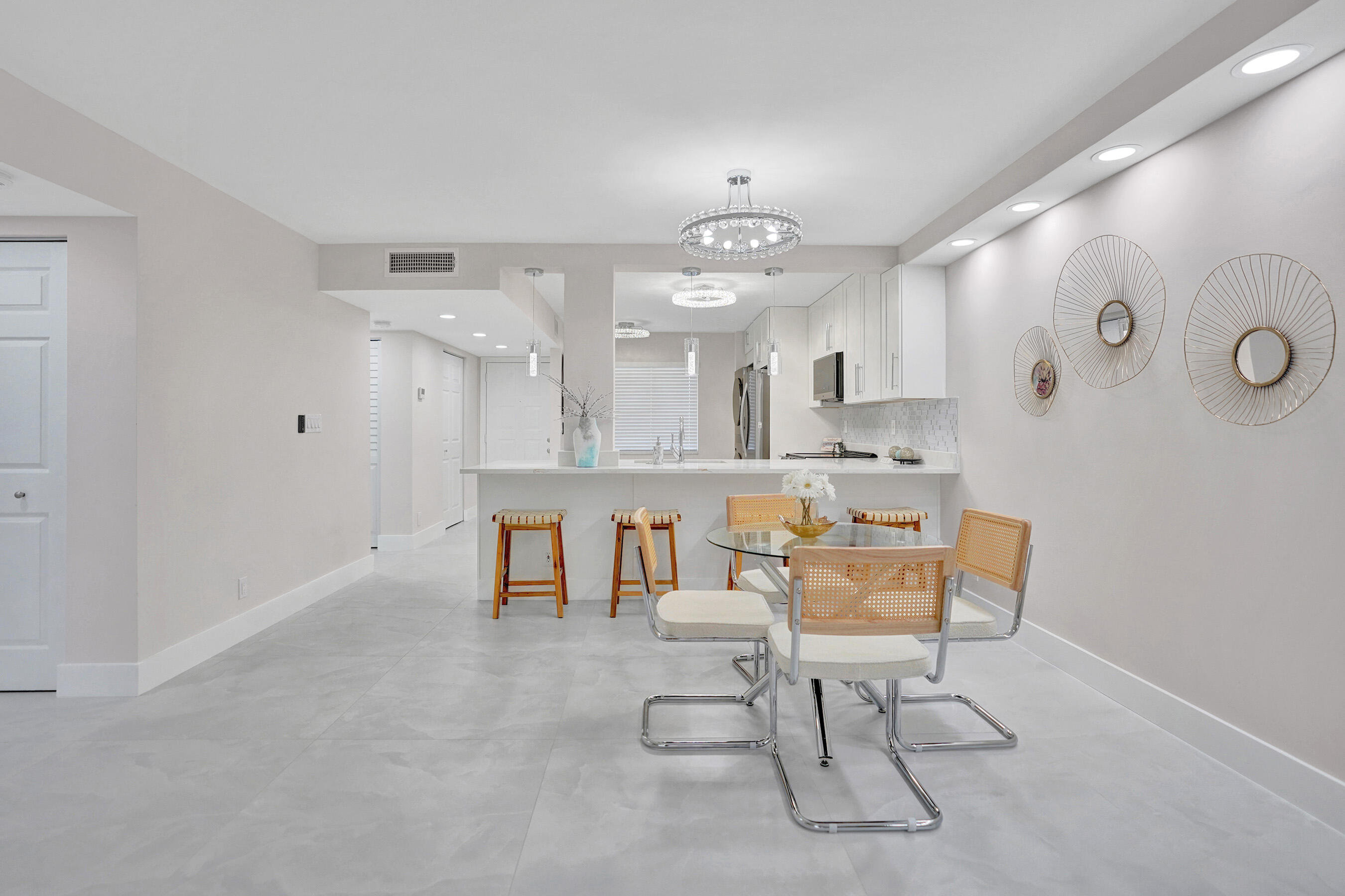 HUNTINGTON LAKES SEC THREE CONDOS - Residential