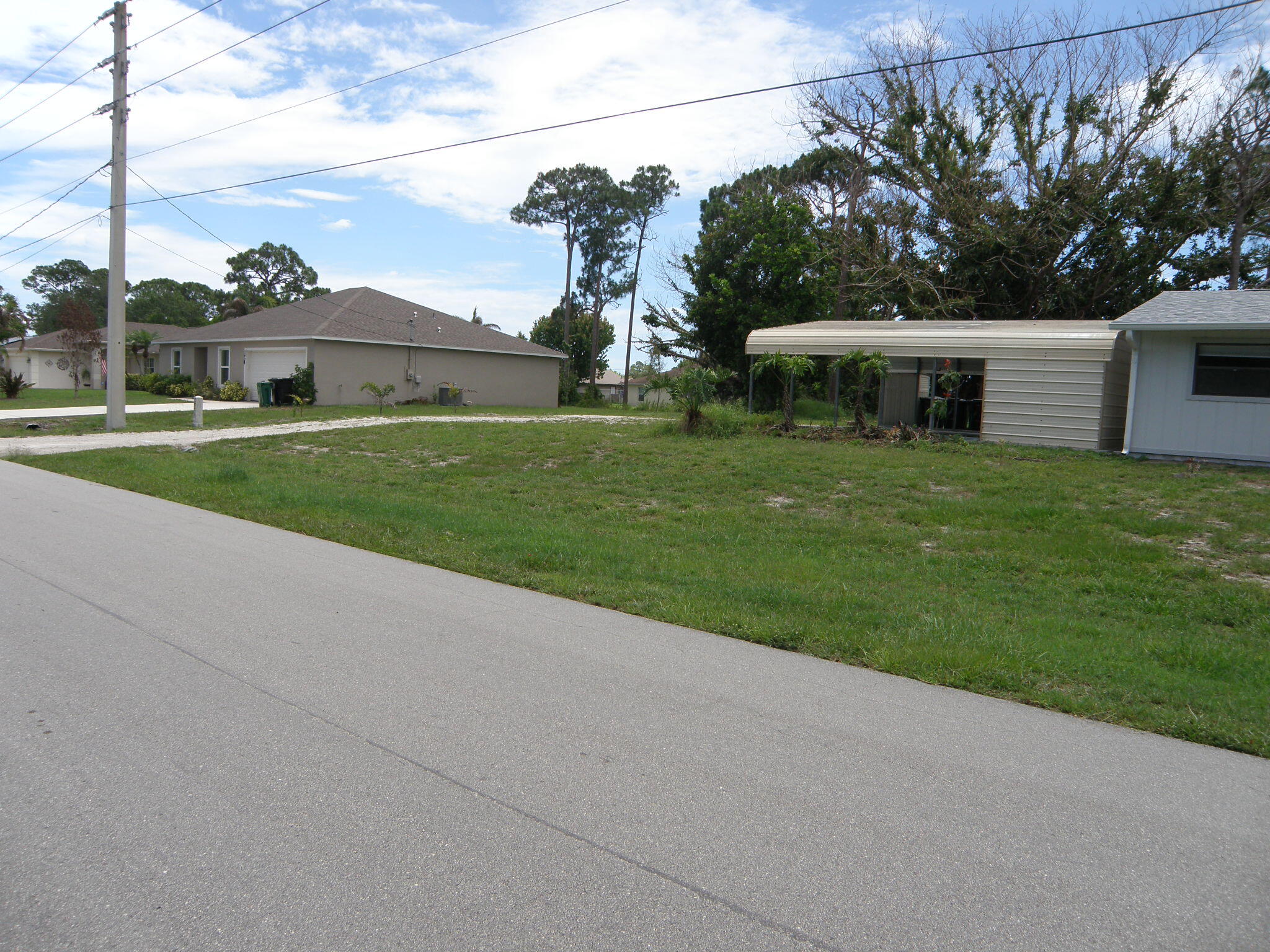 PORT ST LUCIE SECTION 13 - Residential