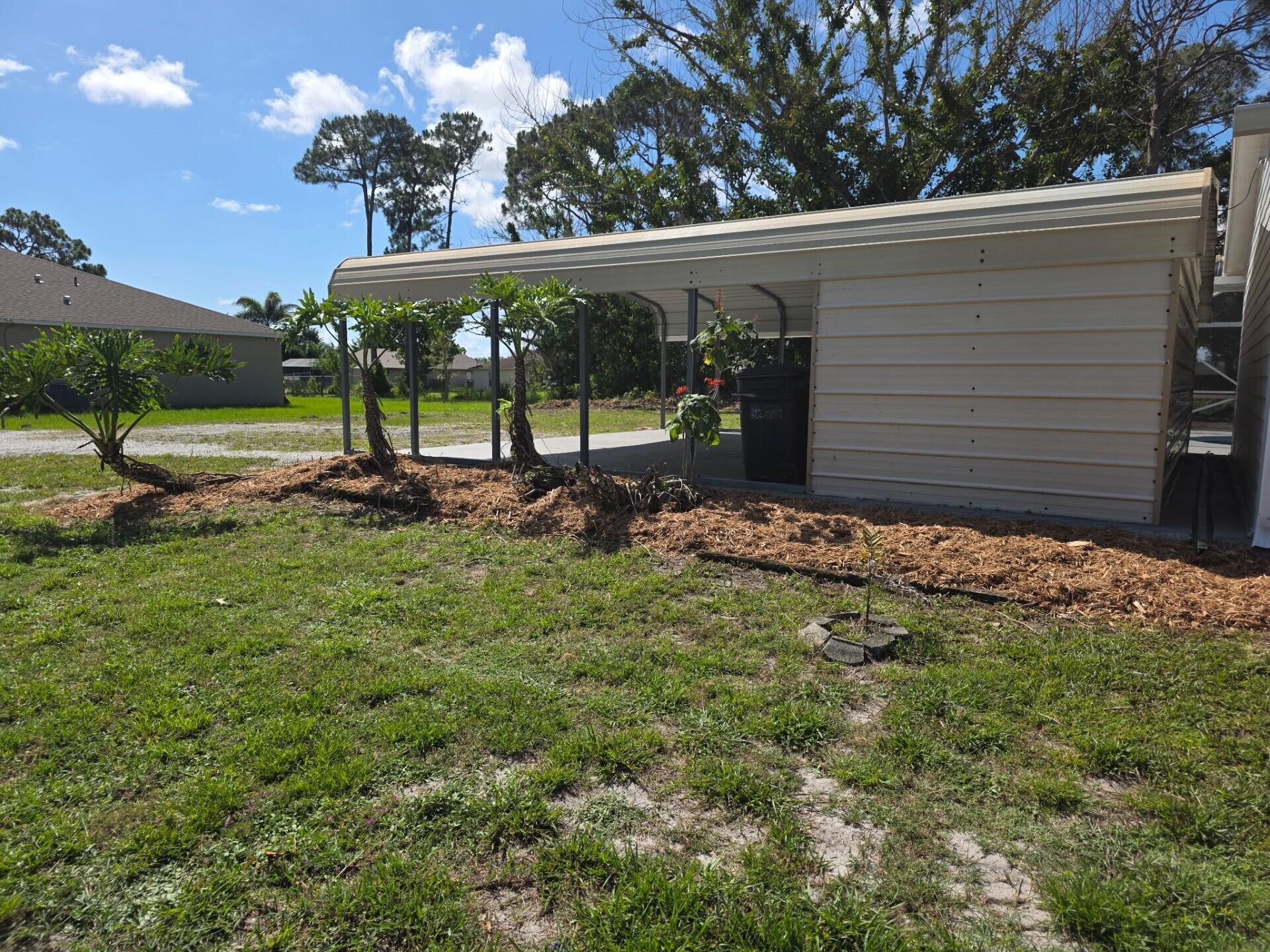 PORT ST LUCIE SECTION 13 - Residential