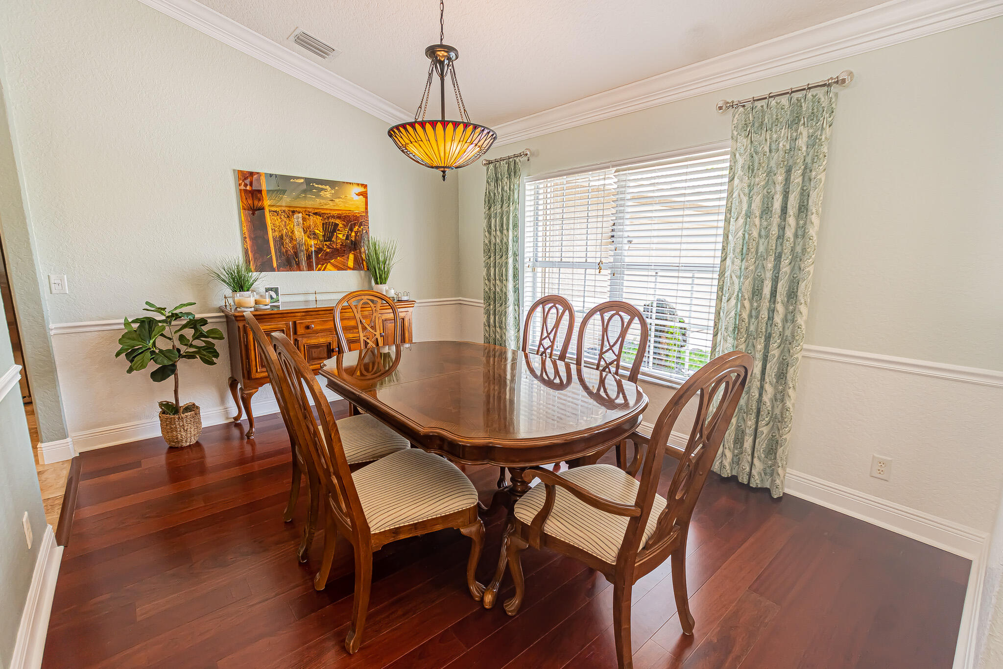 PINE ESTATES - Residential