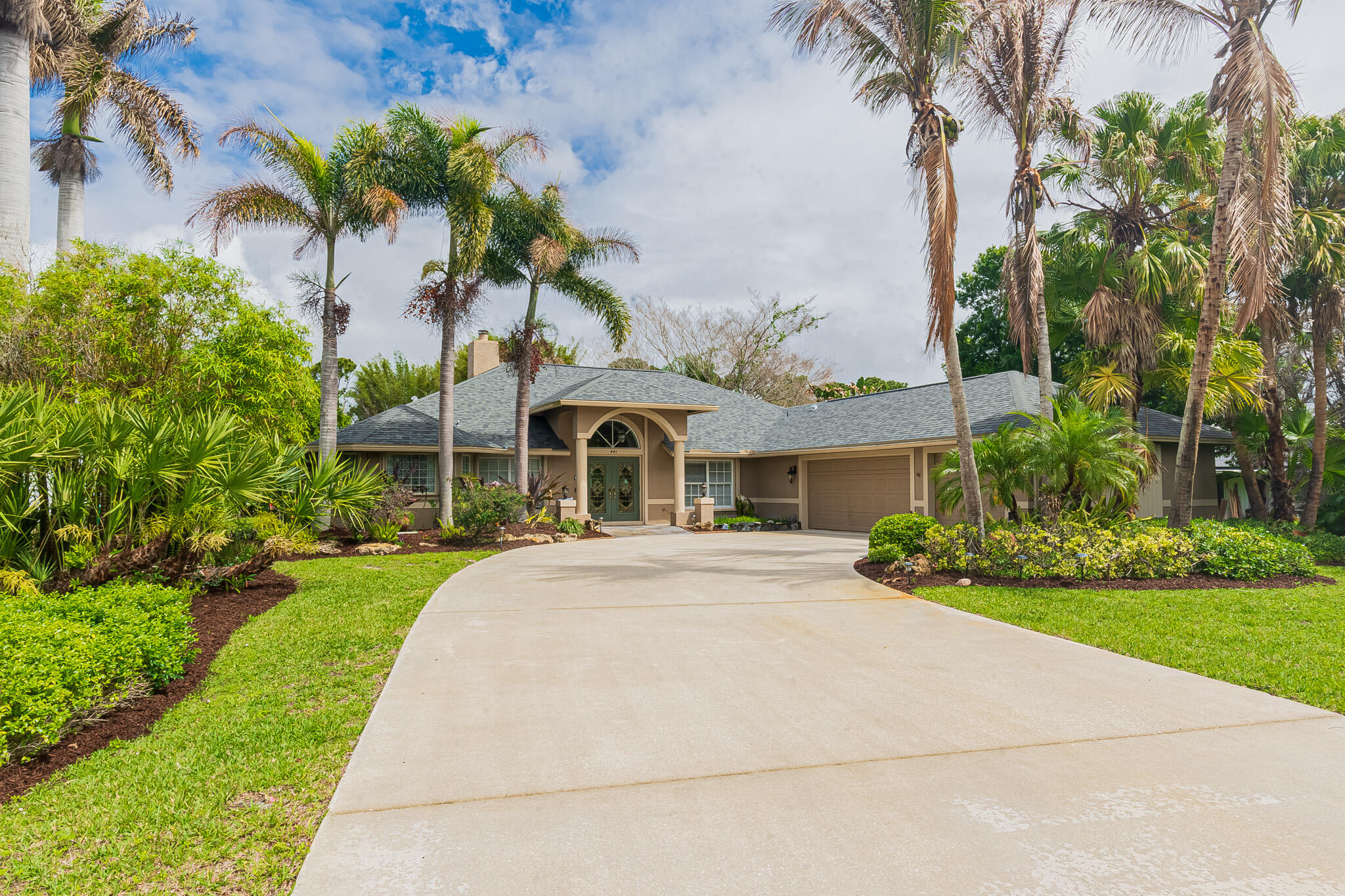 PINE ESTATES - Residential