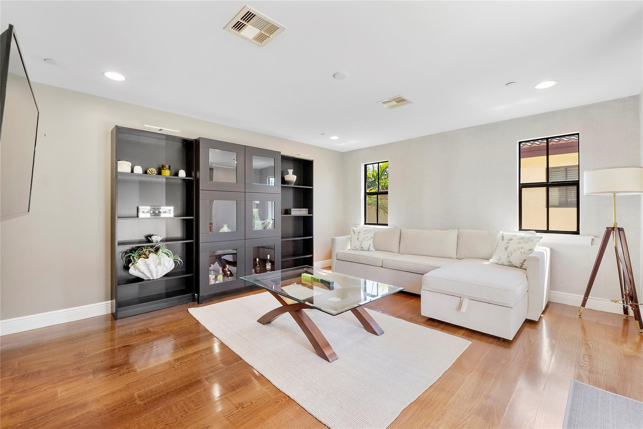 HOLMBERG & MC KEES - Residential