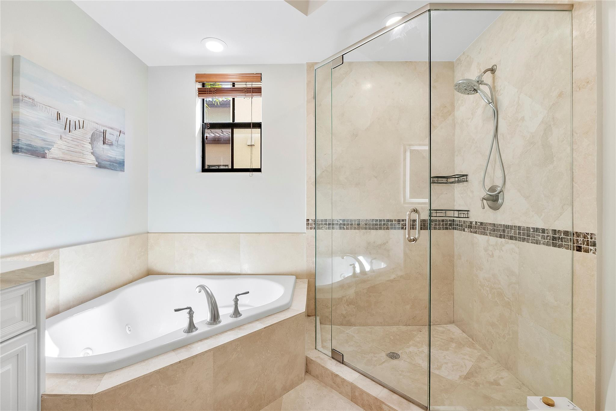 HOLMBERG & MC KEES - Residential