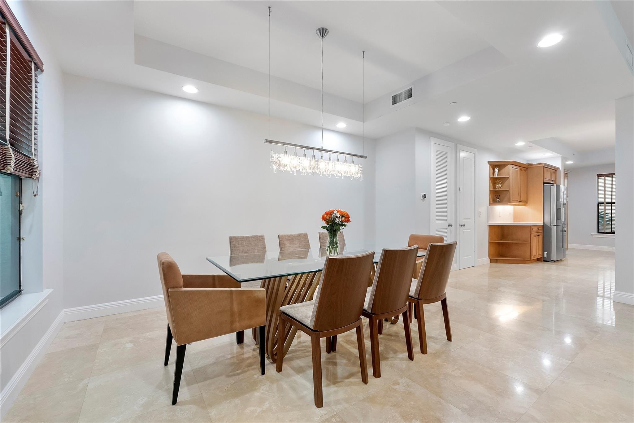HOLMBERG & MC KEES - Residential