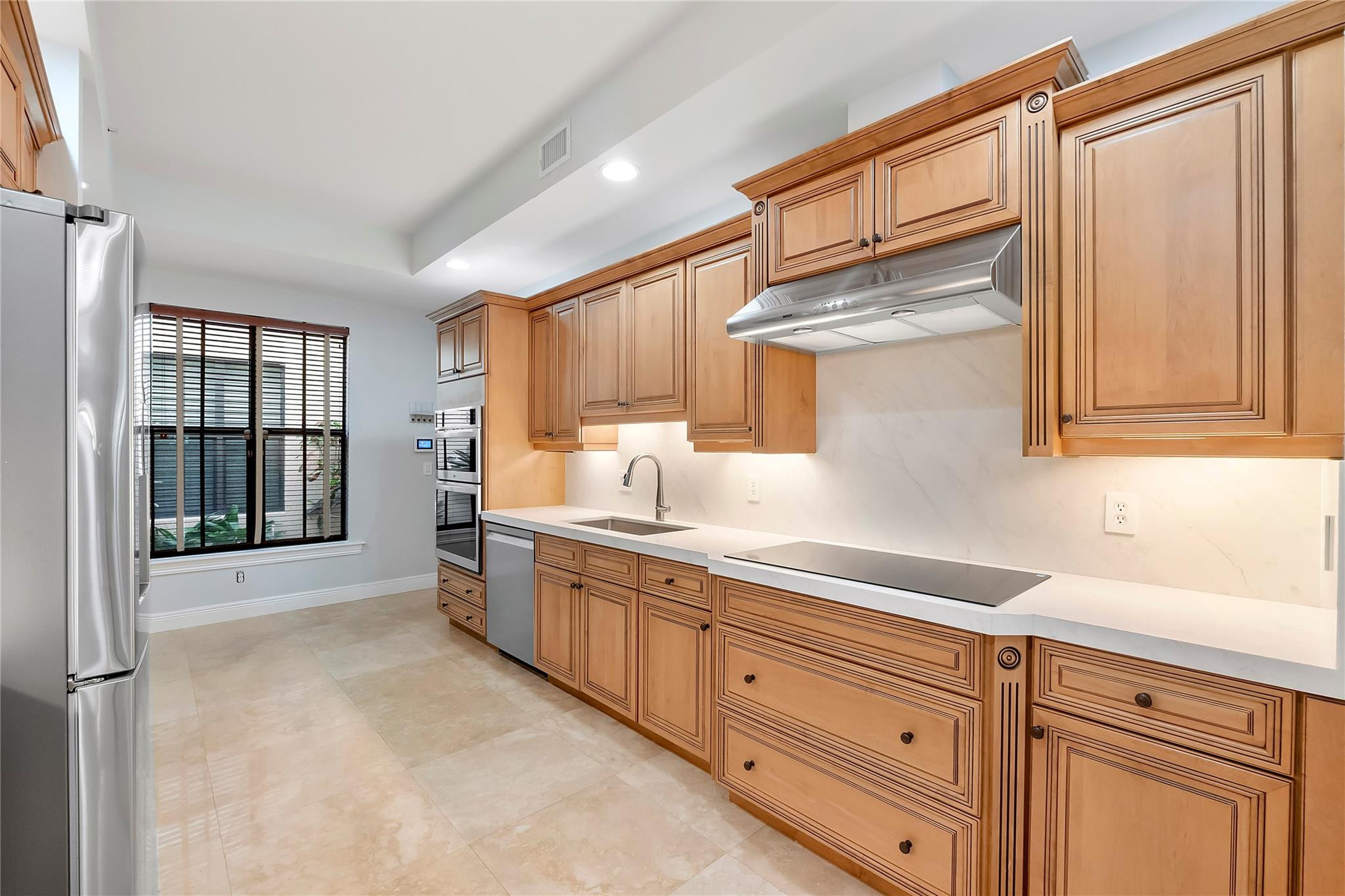 HOLMBERG & MC KEES - Residential
