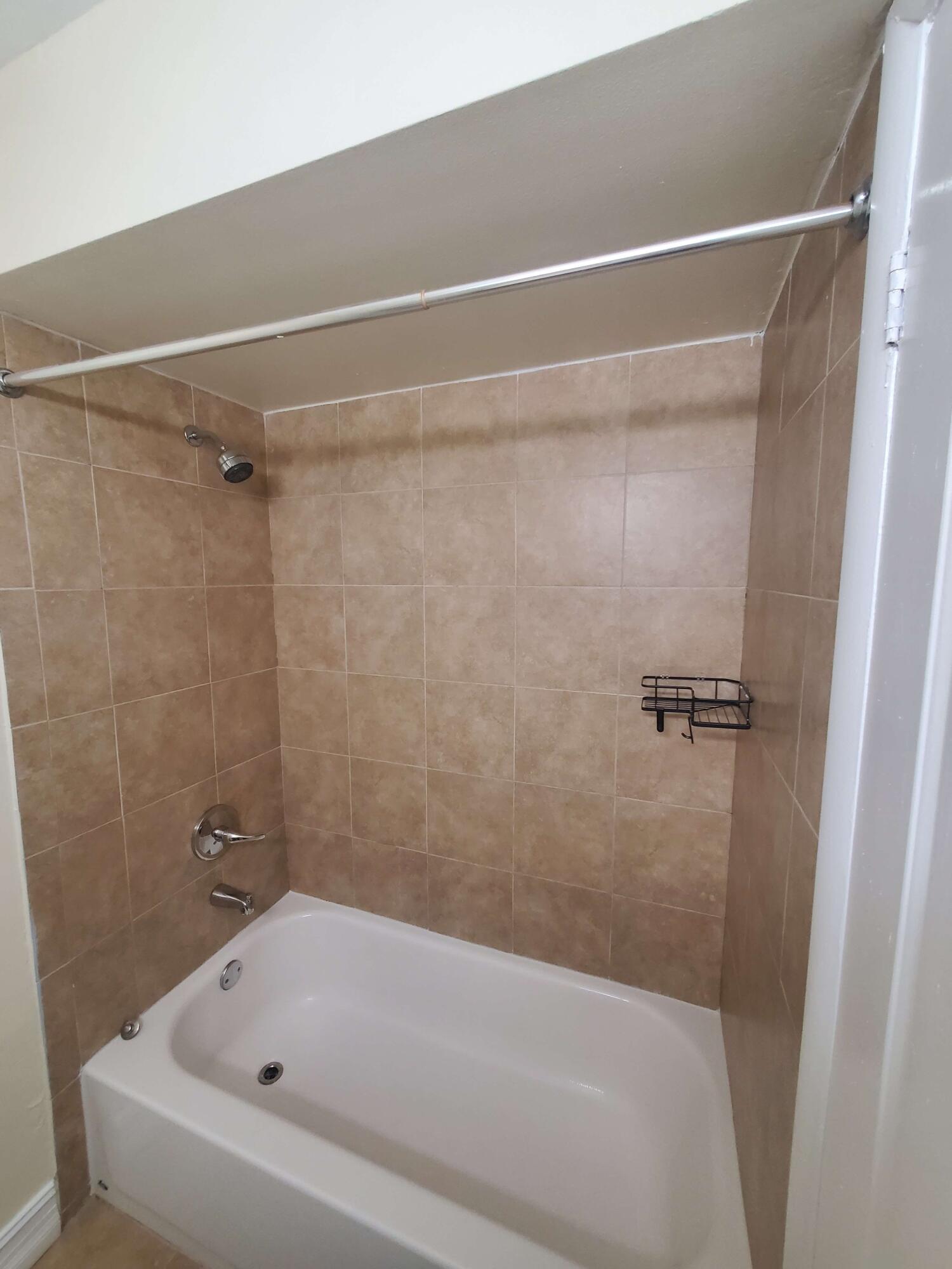 WIMBLEDON AT JACARANDA CONDO - Residential