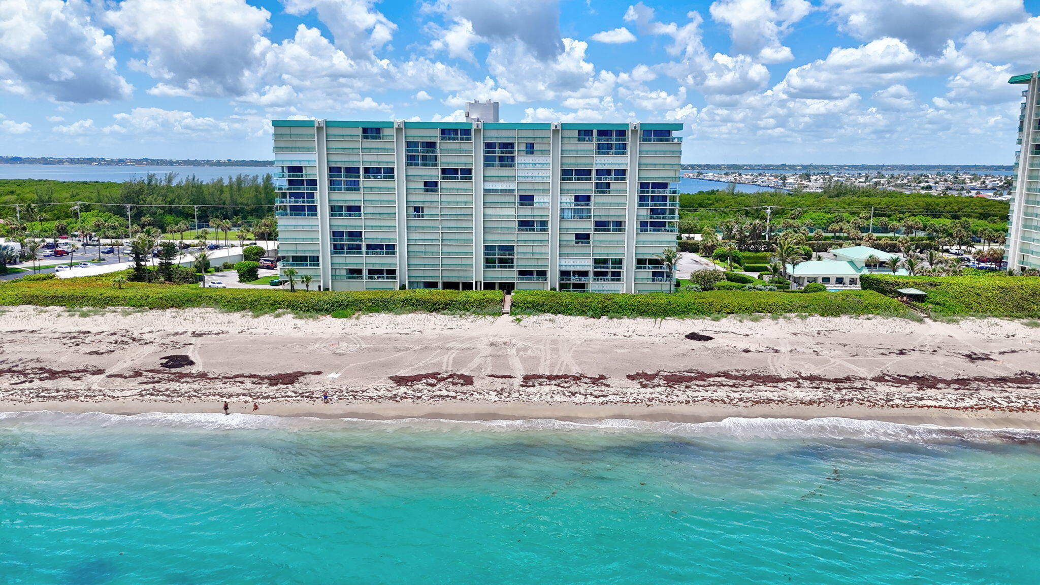 OCEANA OCEANFRONT CONDOMINIUM I - Residential