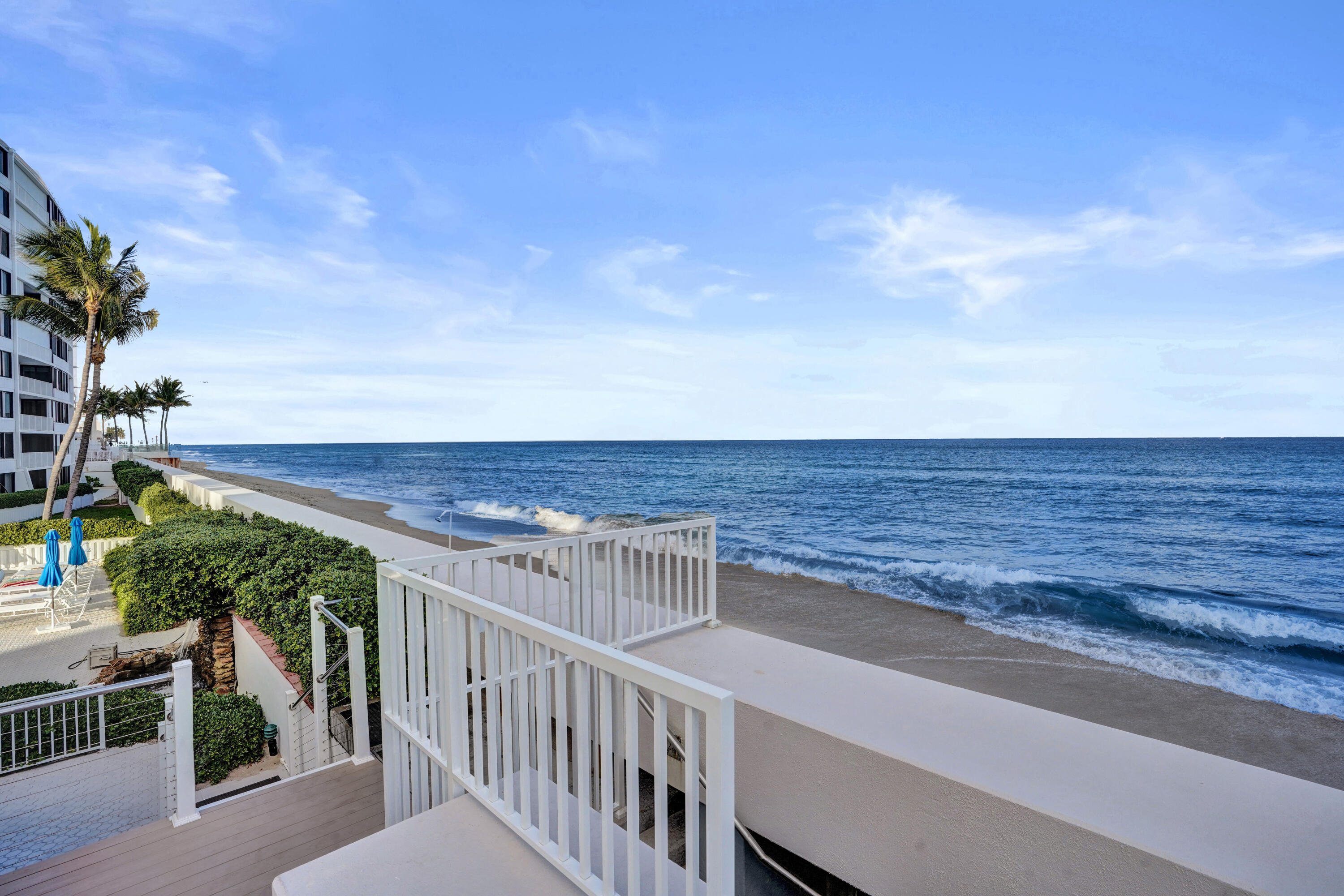 MAYFAIR HOUSE CONDO - Residential