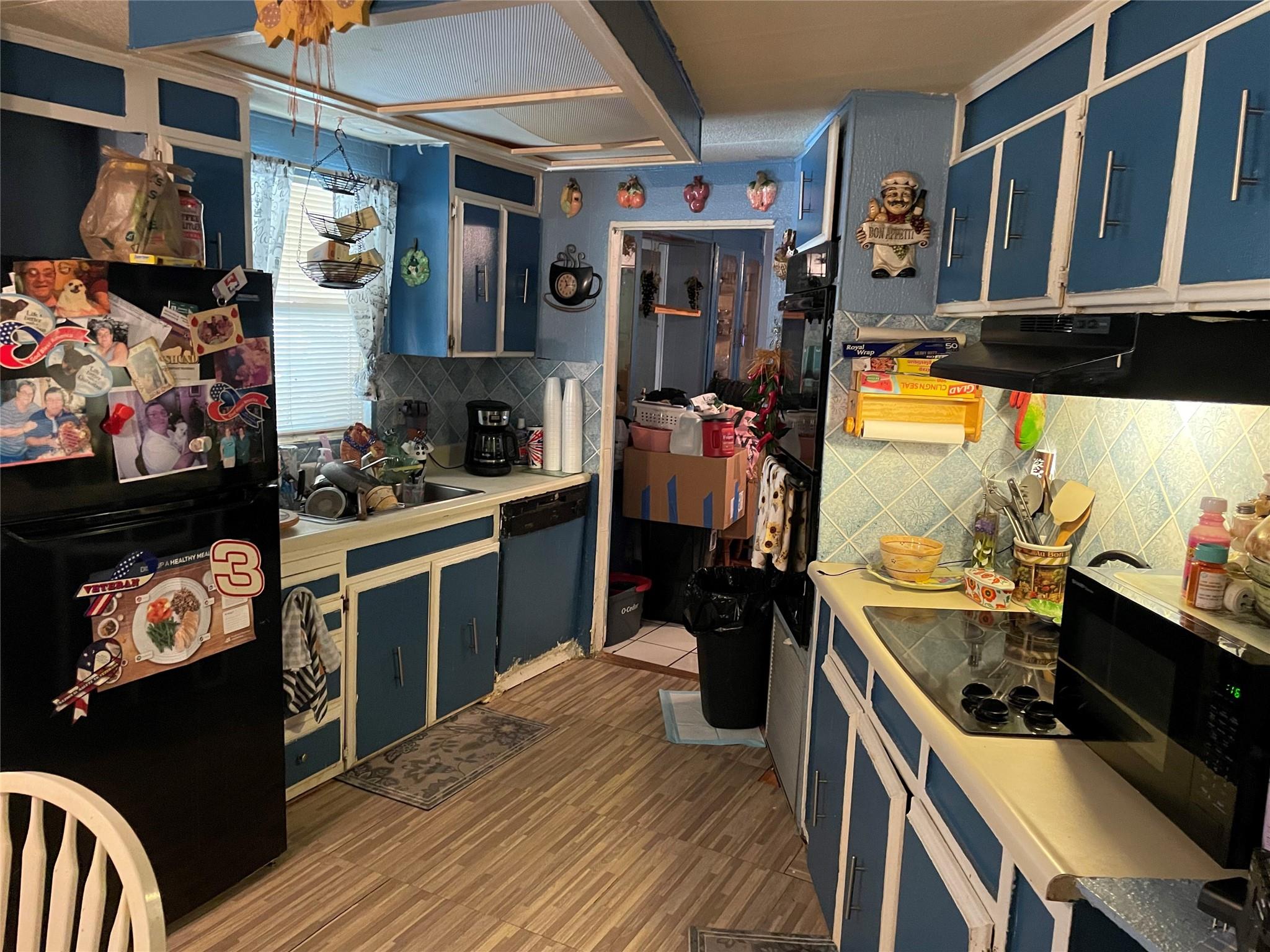 Ravenswood Estates & Mari - Residential