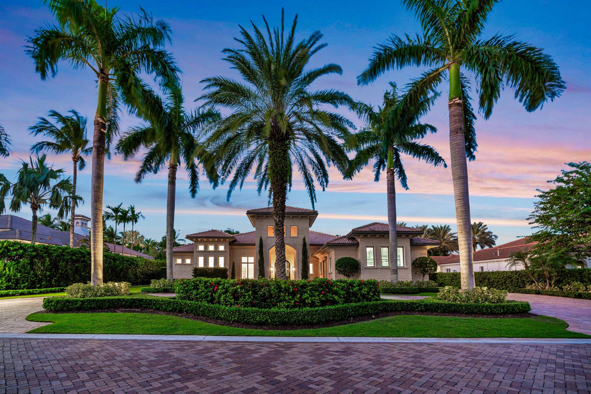 OLD PALM 4 - Residential