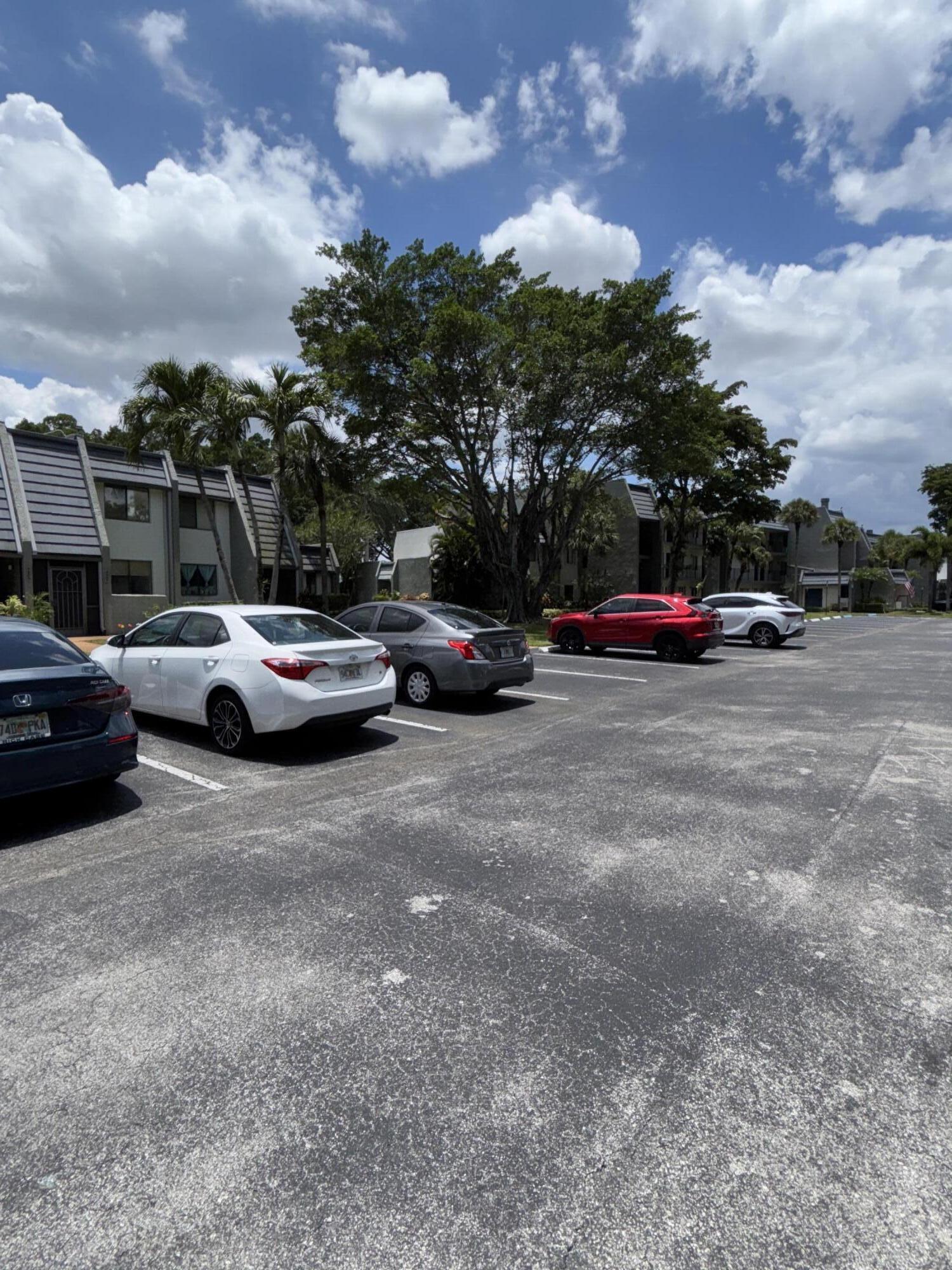FOUNTAINS OF PALM BEACH CONDO 4 - Residential