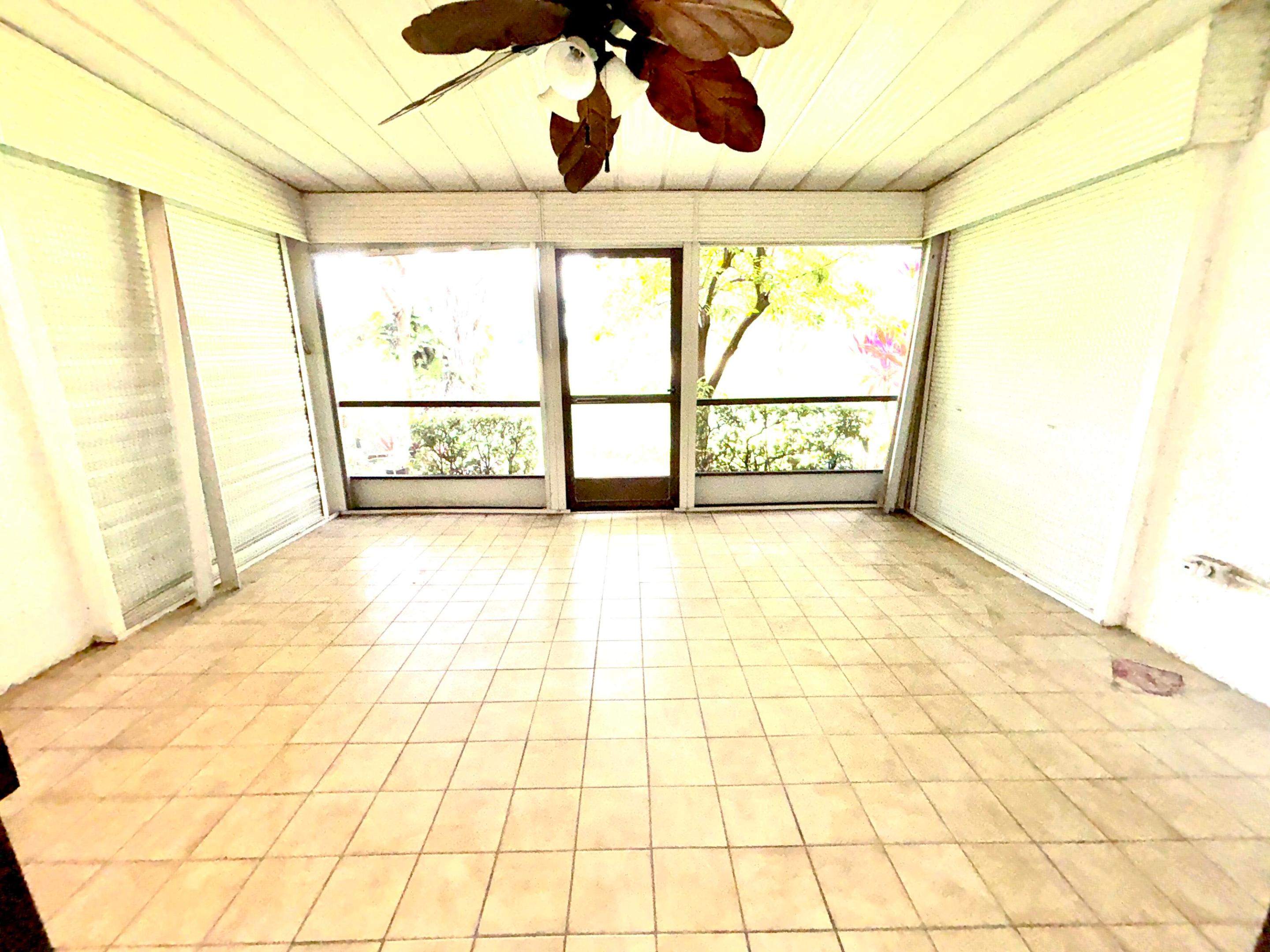 FOUNTAINS OF PALM BEACH CONDO 4 - Residential
