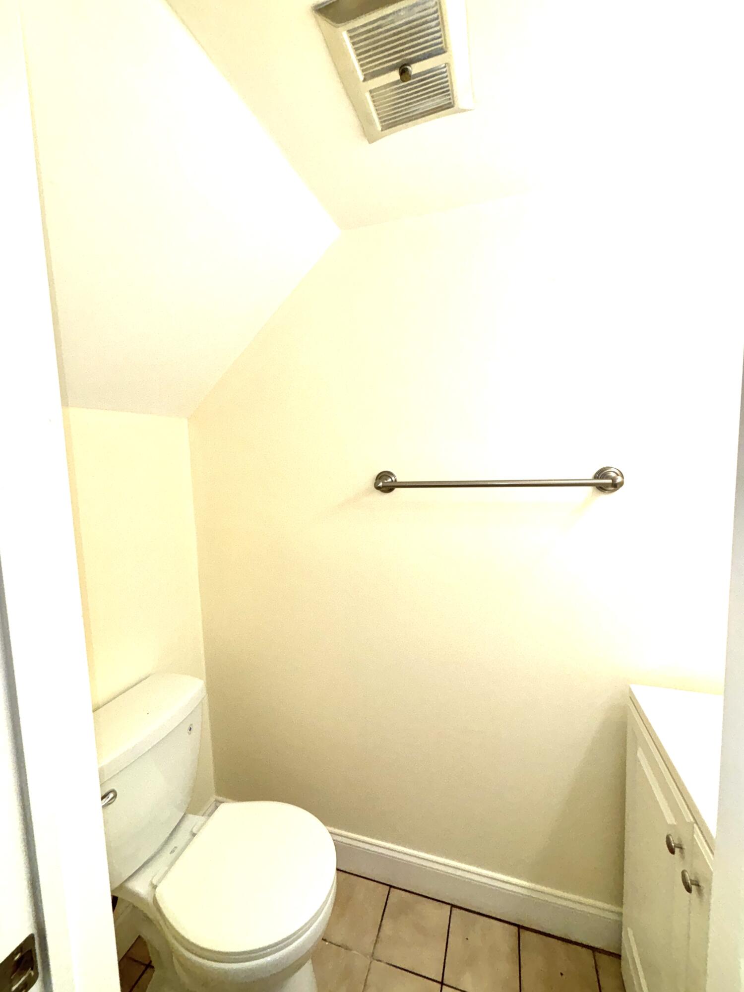 FOUNTAINS OF PALM BEACH CONDO 4 - Residential