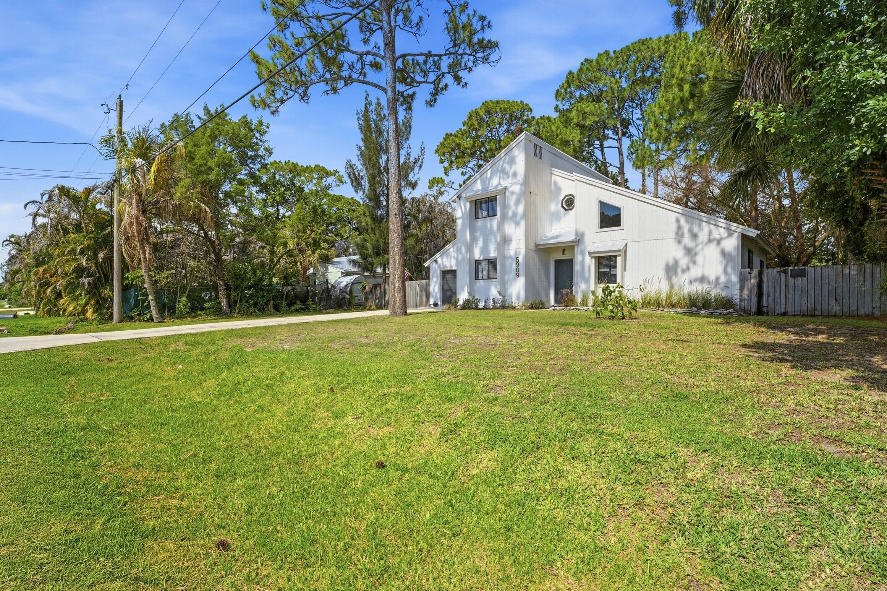 INDIAN RIVER ESTATES UNIT 8 - Residential