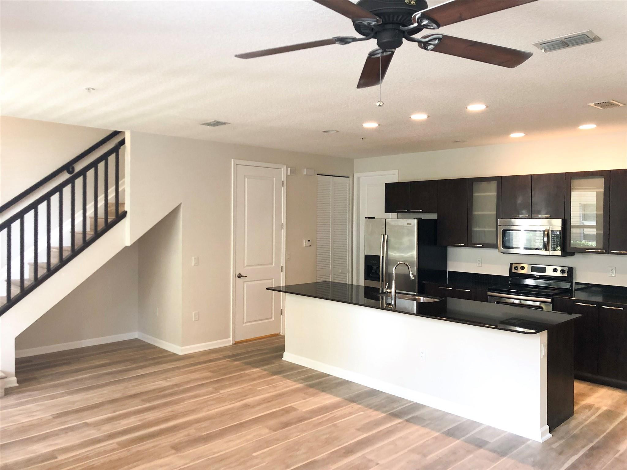 BLUE LAKE TOWNHOMES - Residential Lease
