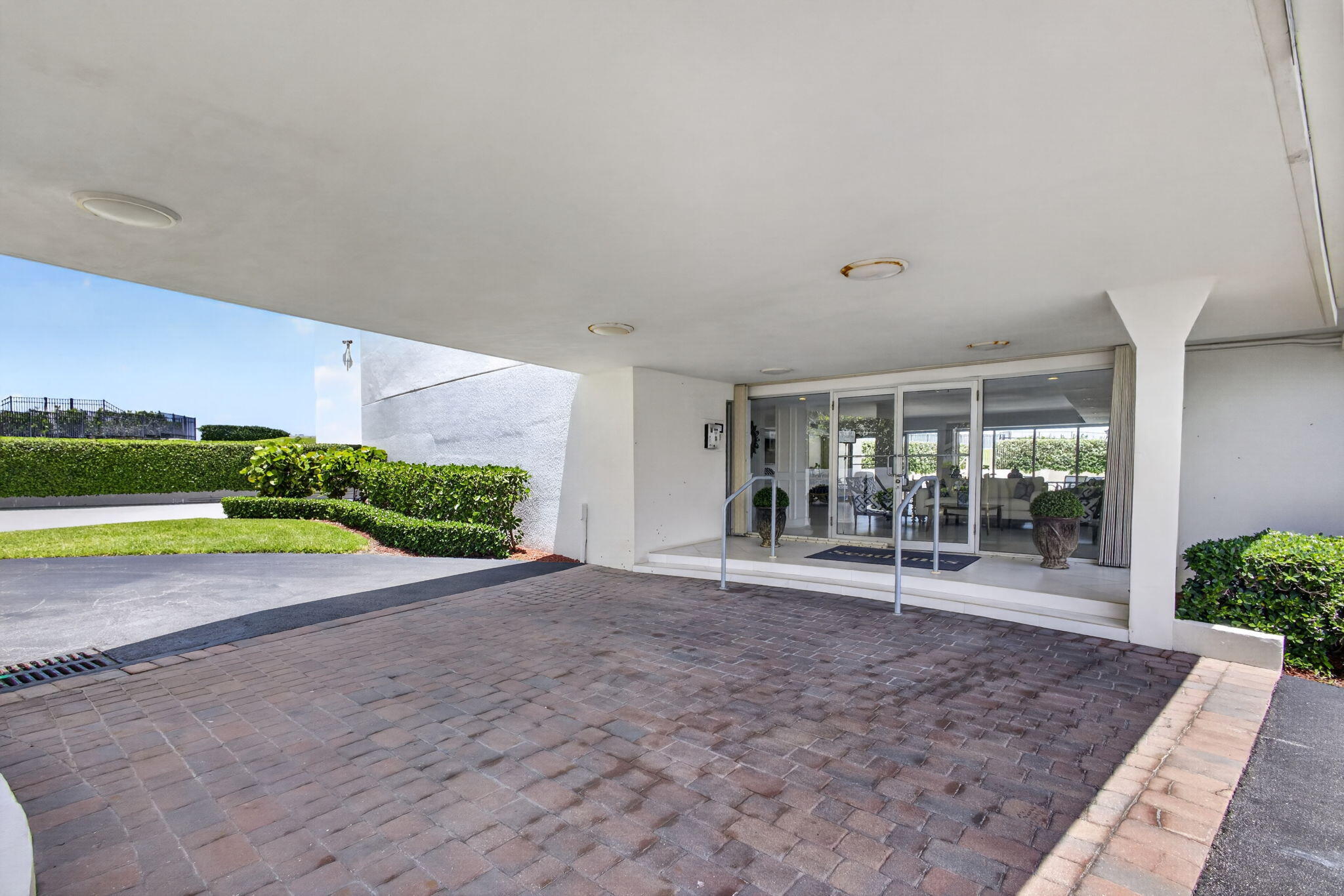 DUNES CONDO - Residential