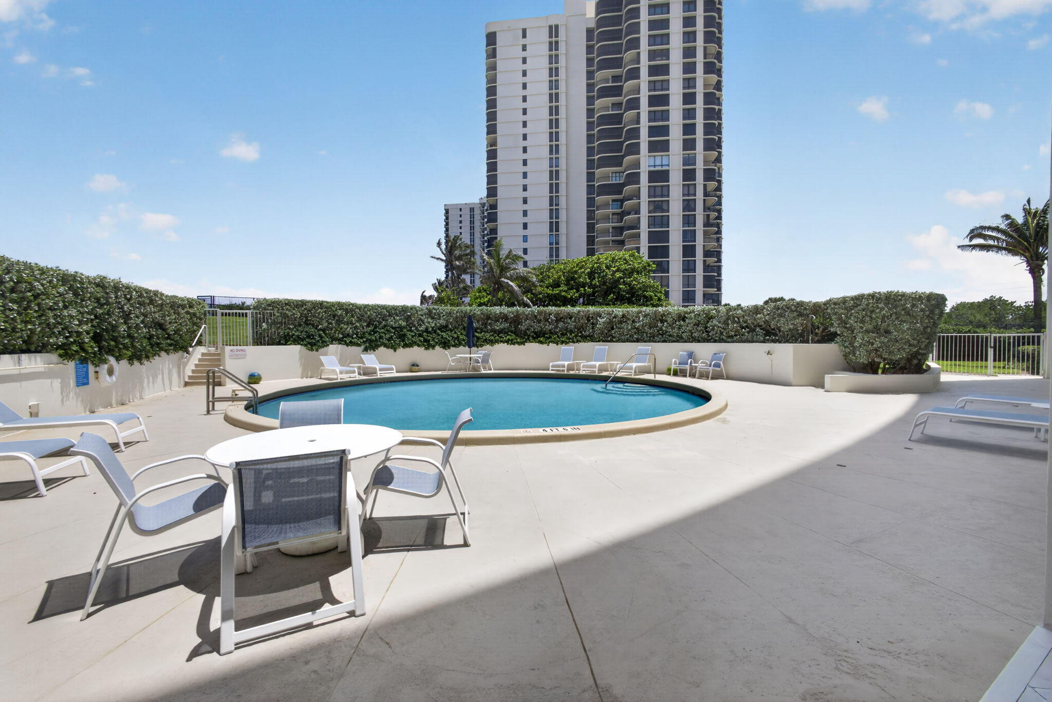 DUNES CONDO - Residential