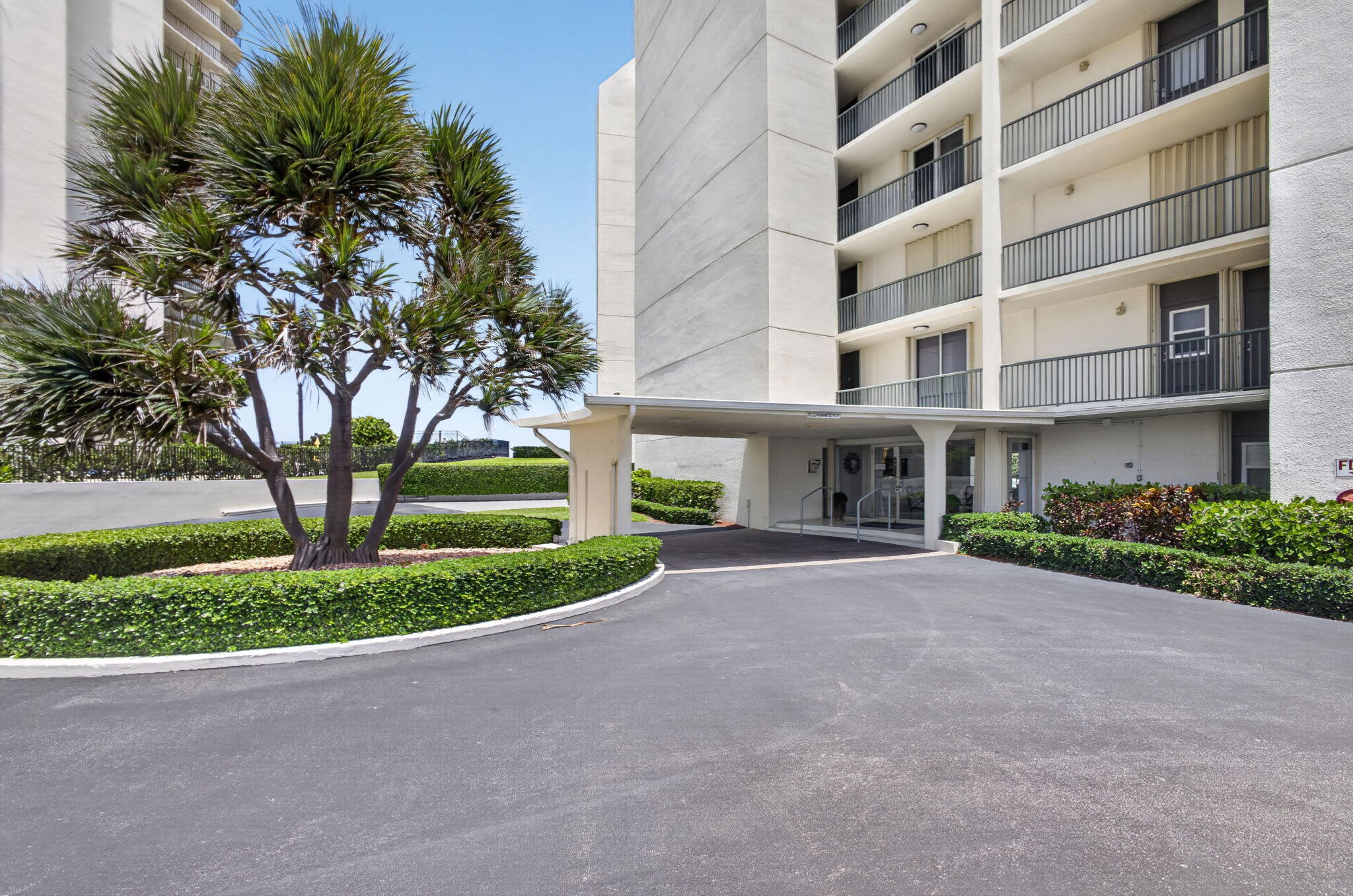 DUNES CONDO - Residential