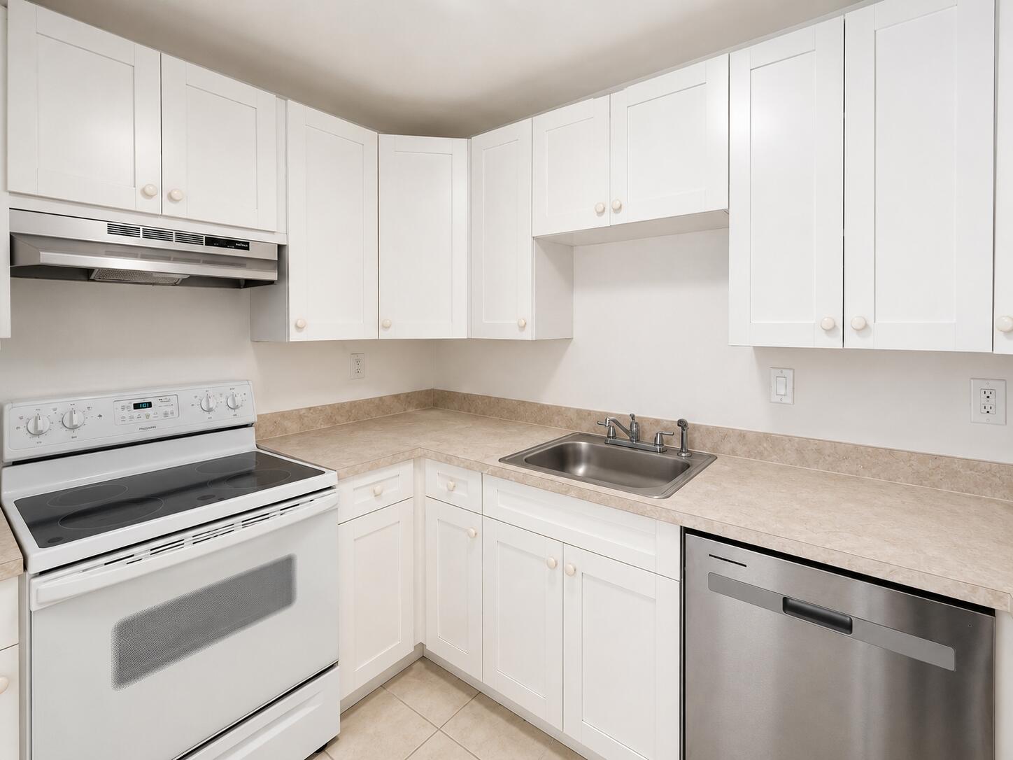 CORAL SPRINGS SUB NO 1 - Residential Income