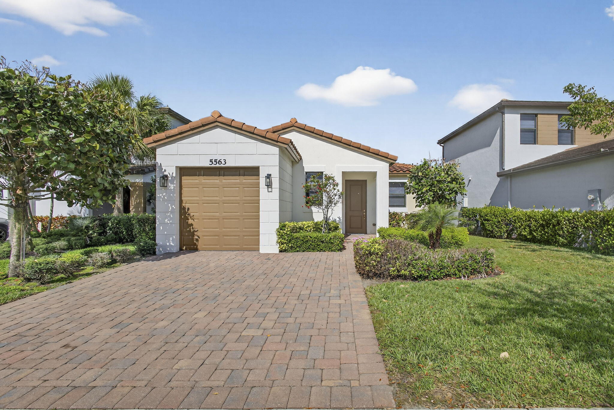 SKY COVE - Residential