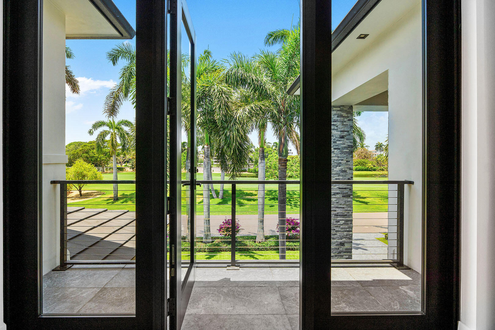 ROYAL PALM YACHT & COUNTRY CLUB - Residential
