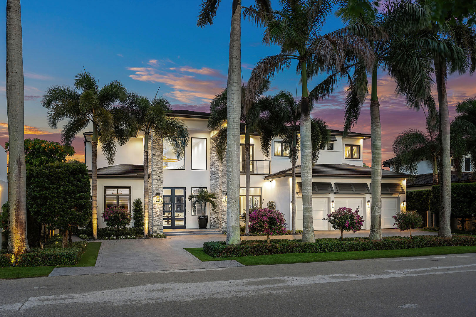 ROYAL PALM YACHT & COUNTRY CLUB - Residential