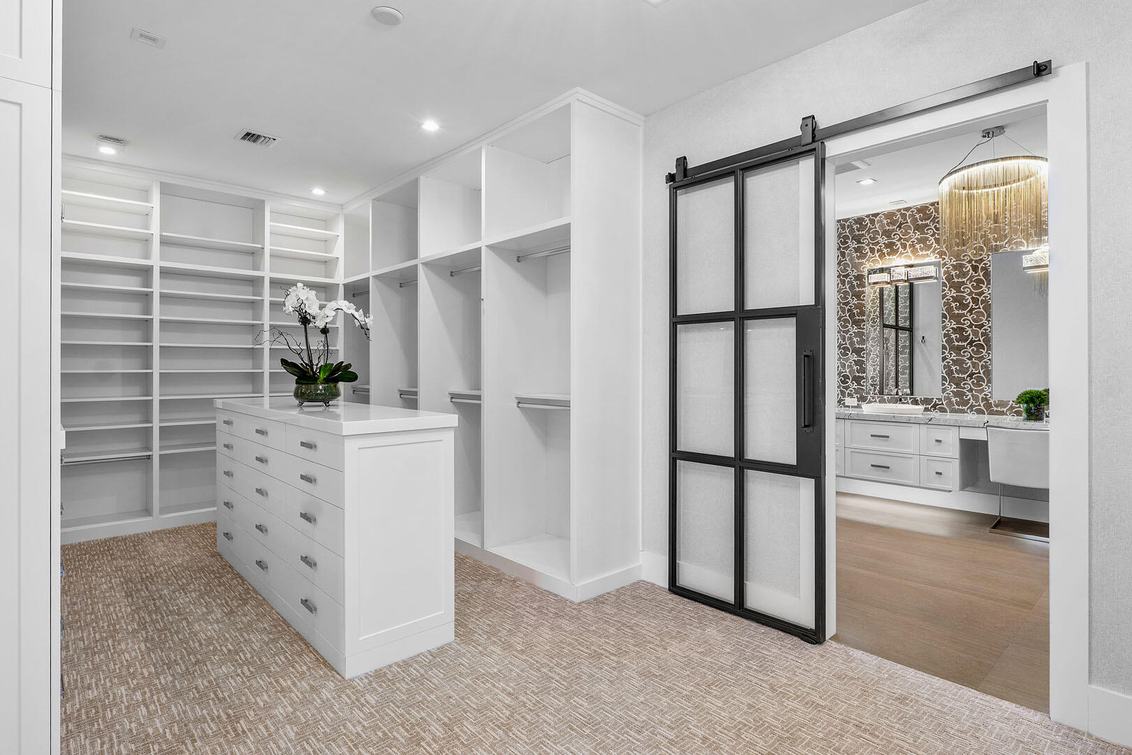 ROYAL PALM YACHT & COUNTRY CLUB - Residential