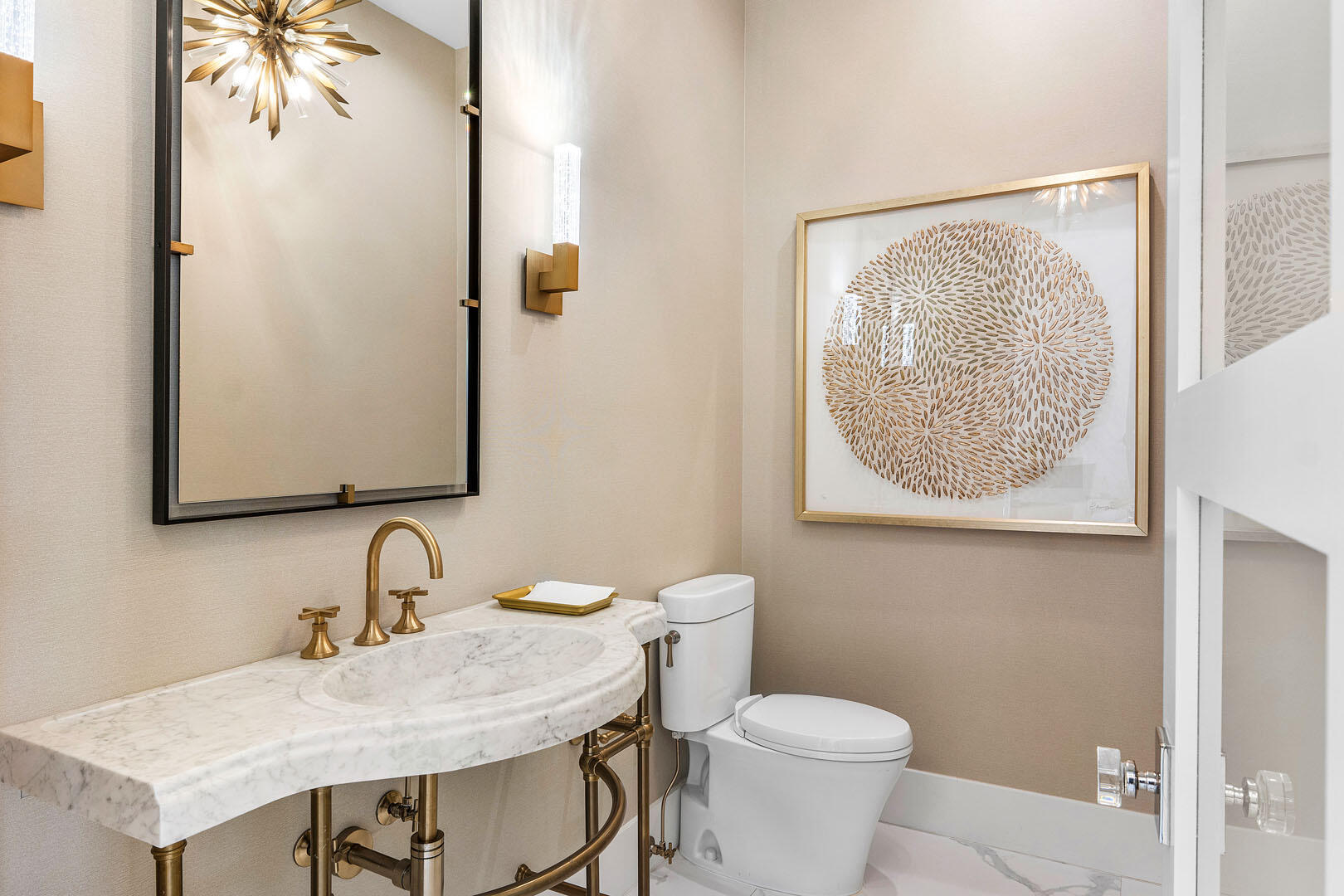 ROYAL PALM YACHT & COUNTRY CLUB - Residential