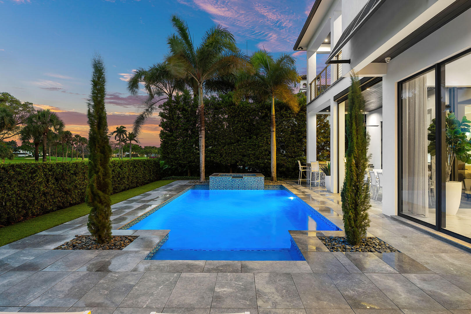 ROYAL PALM YACHT & COUNTRY CLUB - Residential