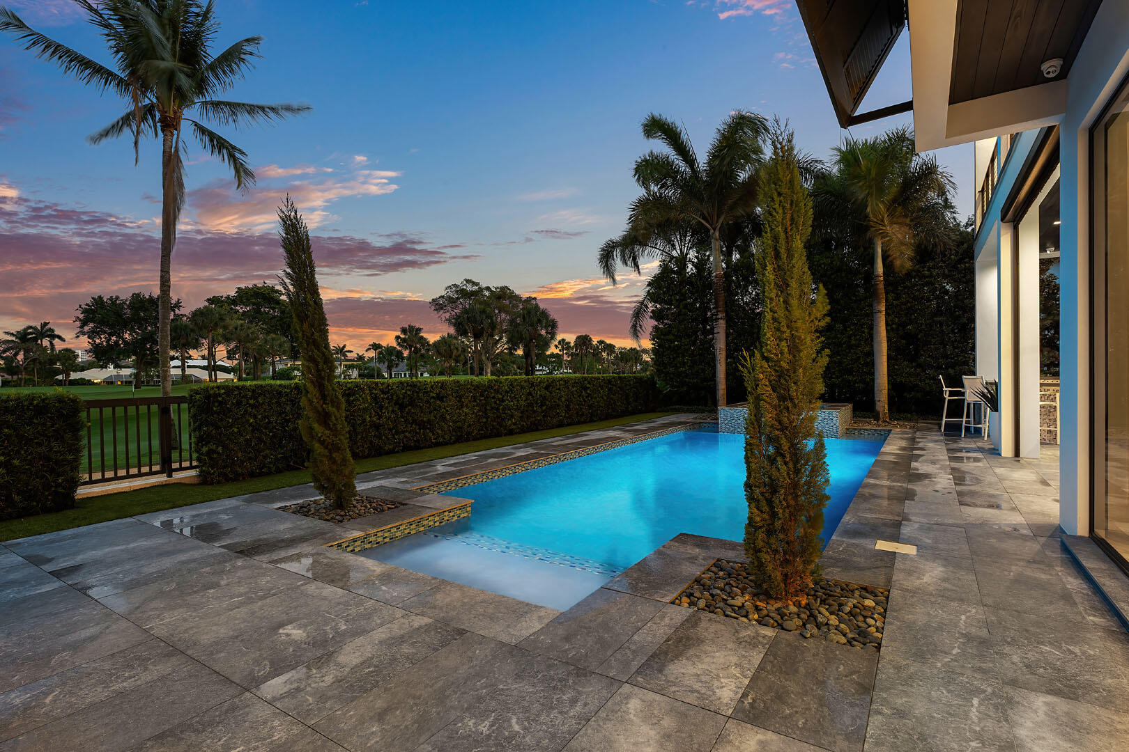 ROYAL PALM YACHT & COUNTRY CLUB - Residential