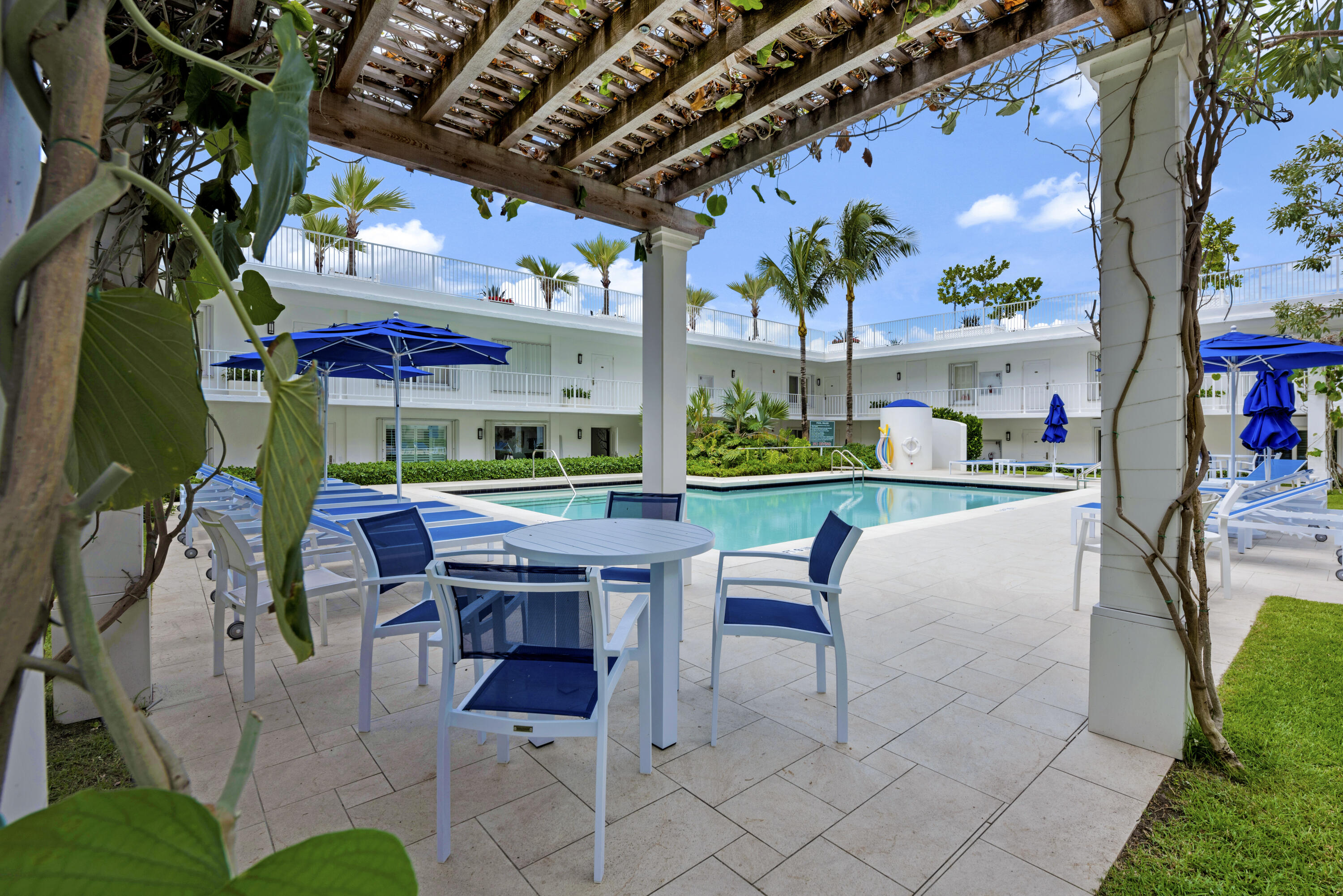 WINTHROP HOUSE CONDO - Residential