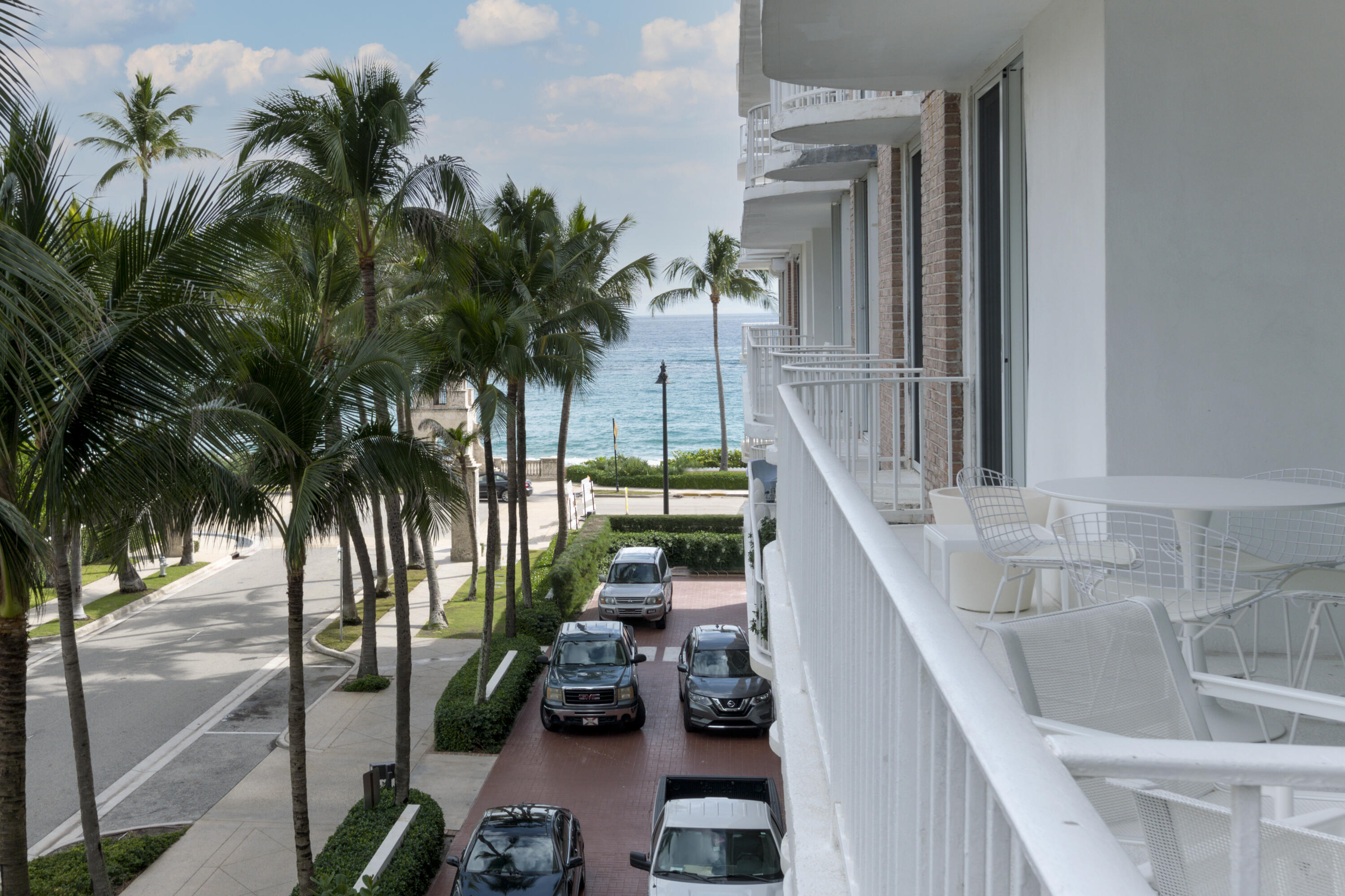 WINTHROP HOUSE CONDO - Residential