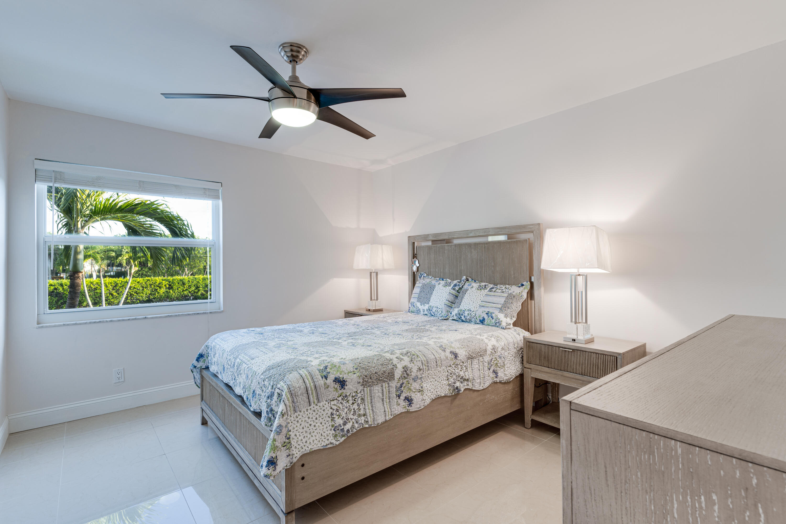 KINGS POINT CAPRI CONDOS - Residential Lease