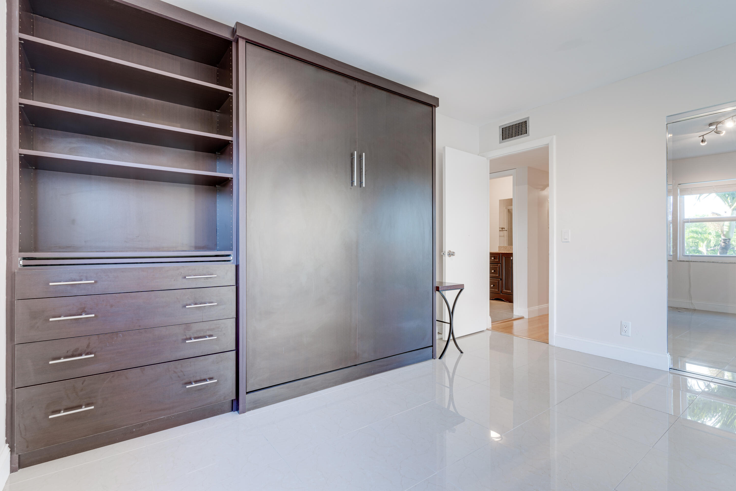 KINGS POINT CAPRI CONDOS - Residential Lease