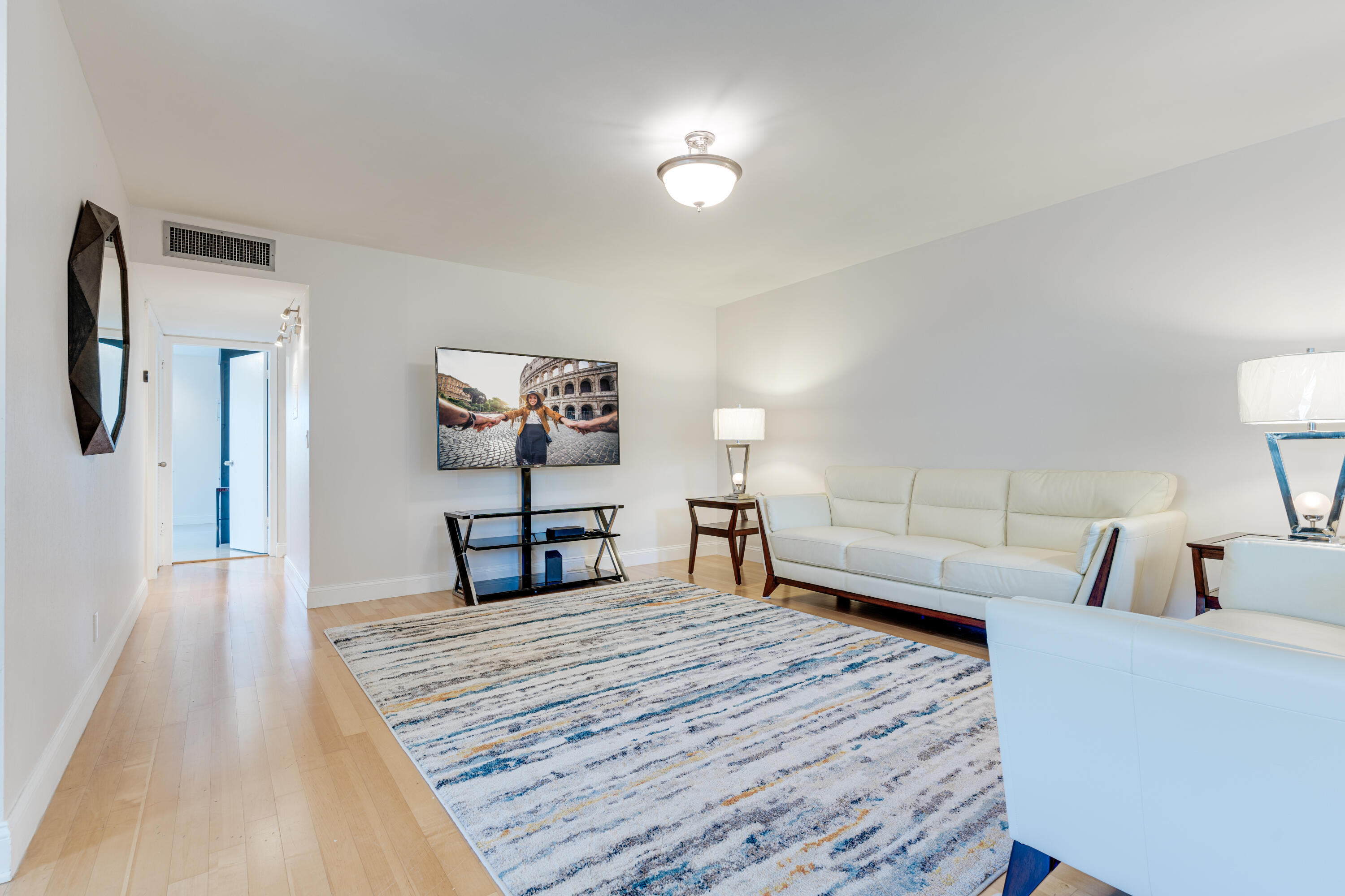 KINGS POINT CAPRI CONDOS - Residential Lease