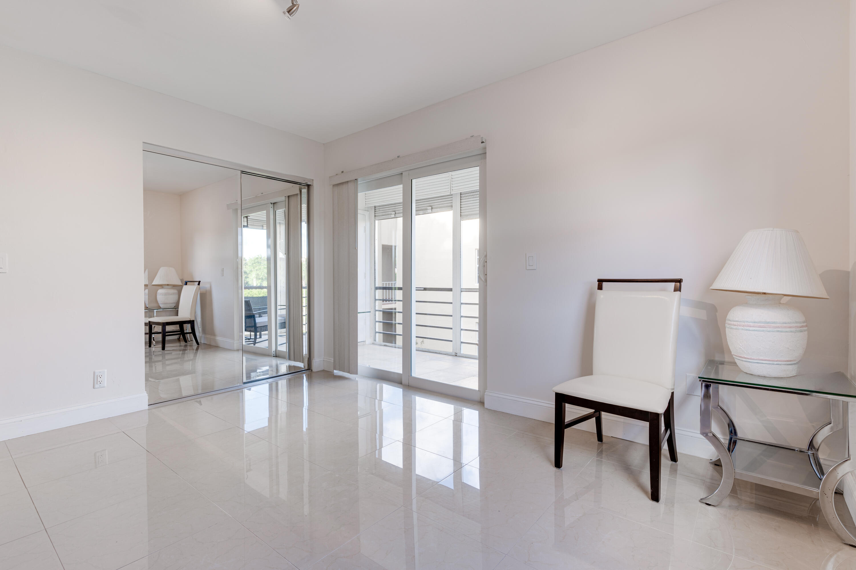 KINGS POINT CAPRI CONDOS - Residential Lease